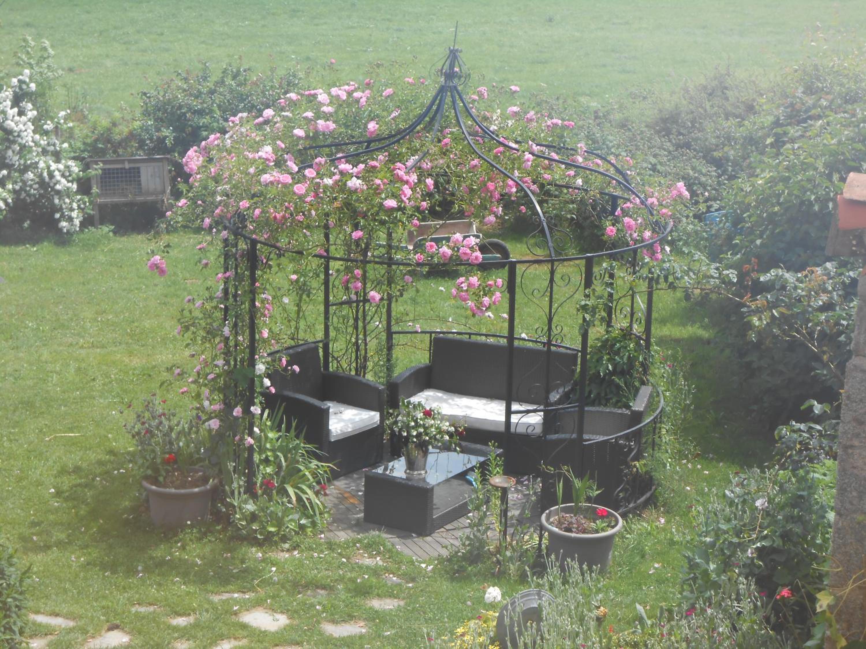 Double Room with Garden View - Photo 4