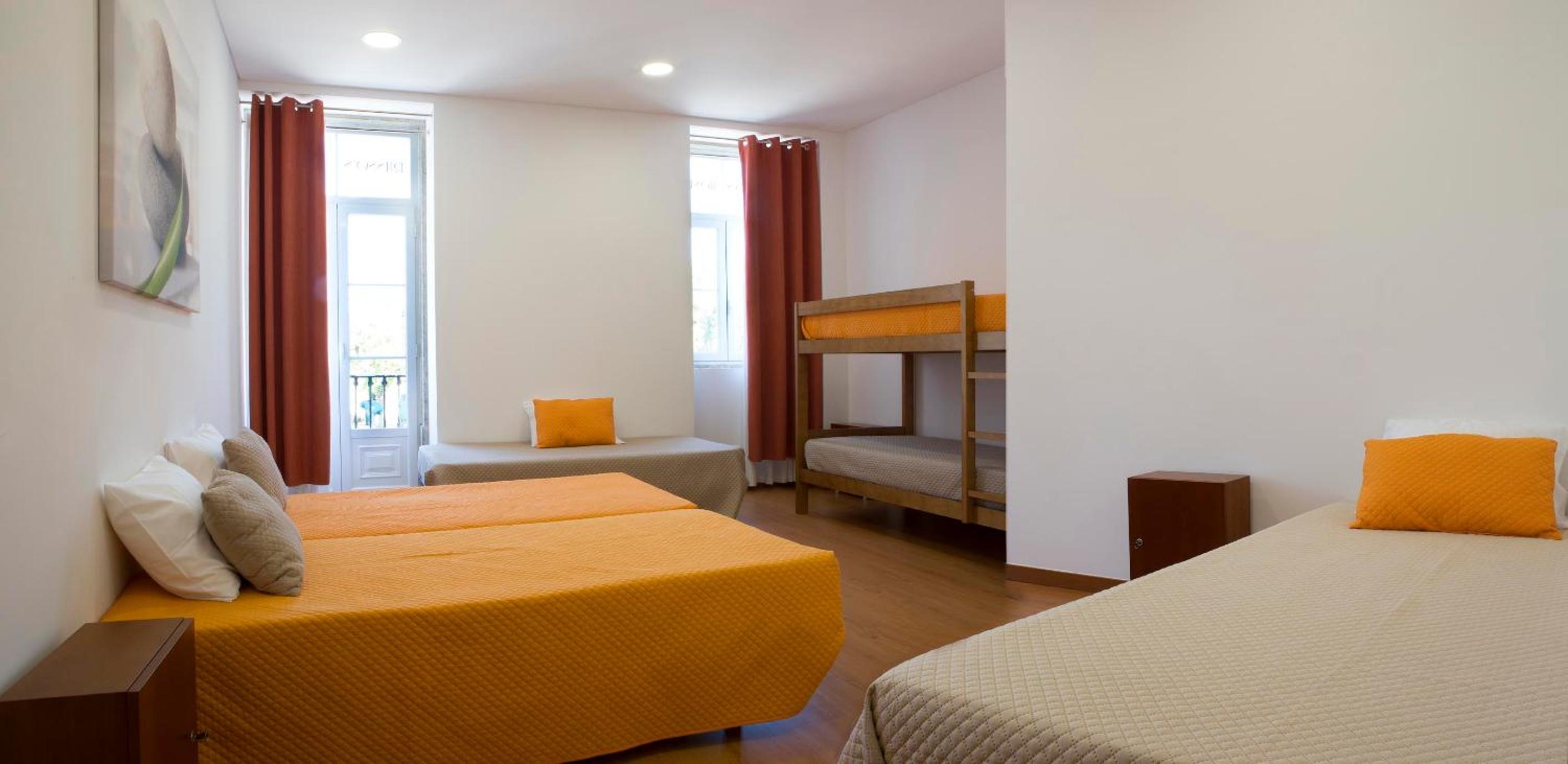 Single Bed in Dormitory Room photo 2