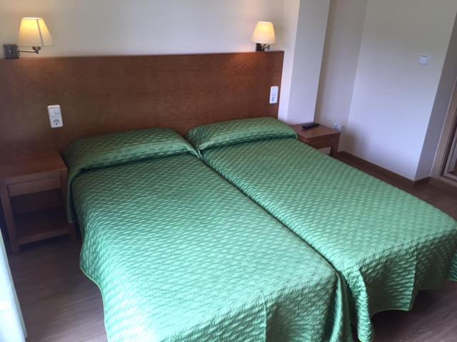 Deluxe Twin Room photo 3