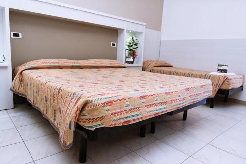 Double or Twin Room - Photo 2
