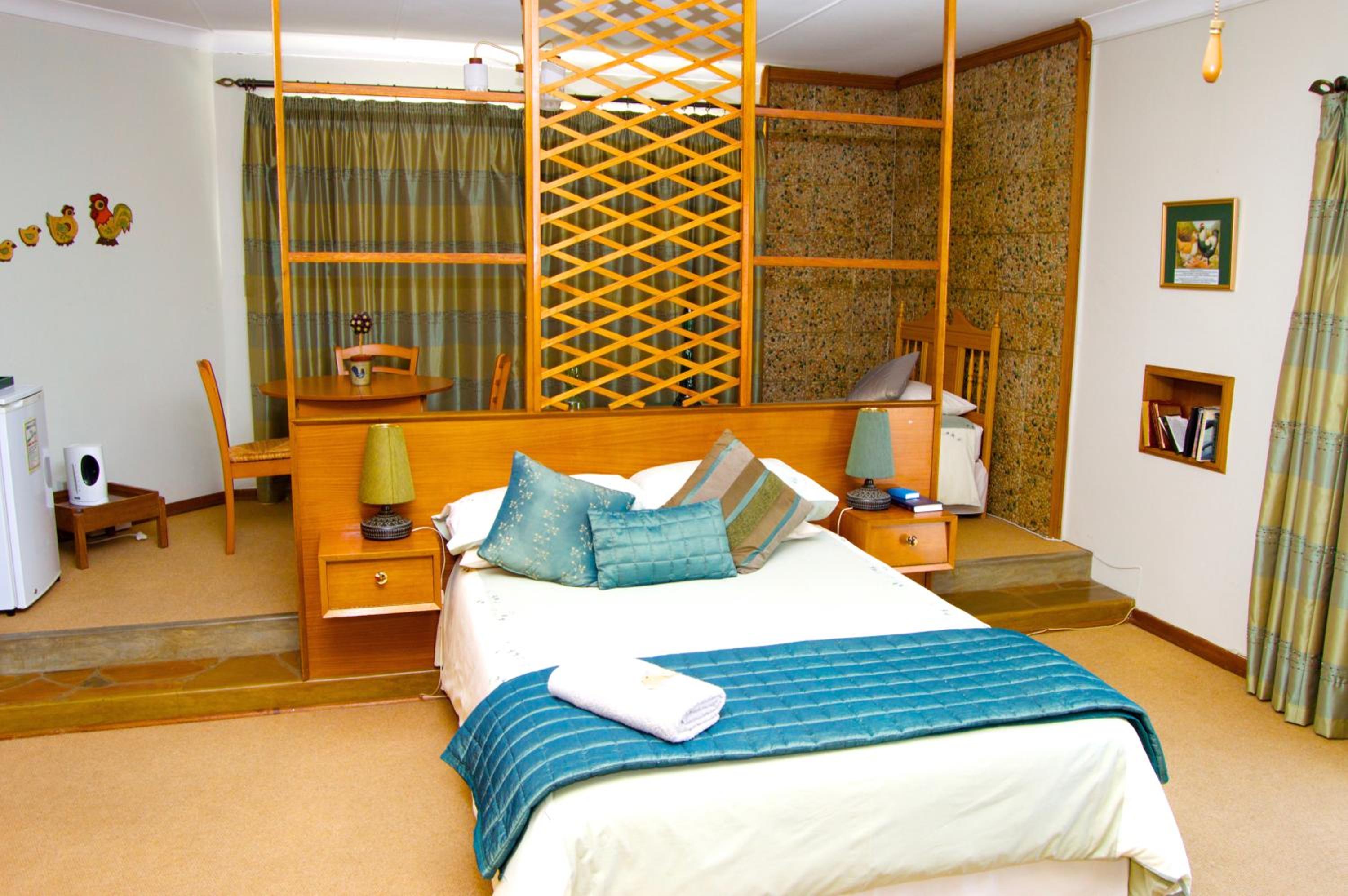 Family Room with Balcony photo 1