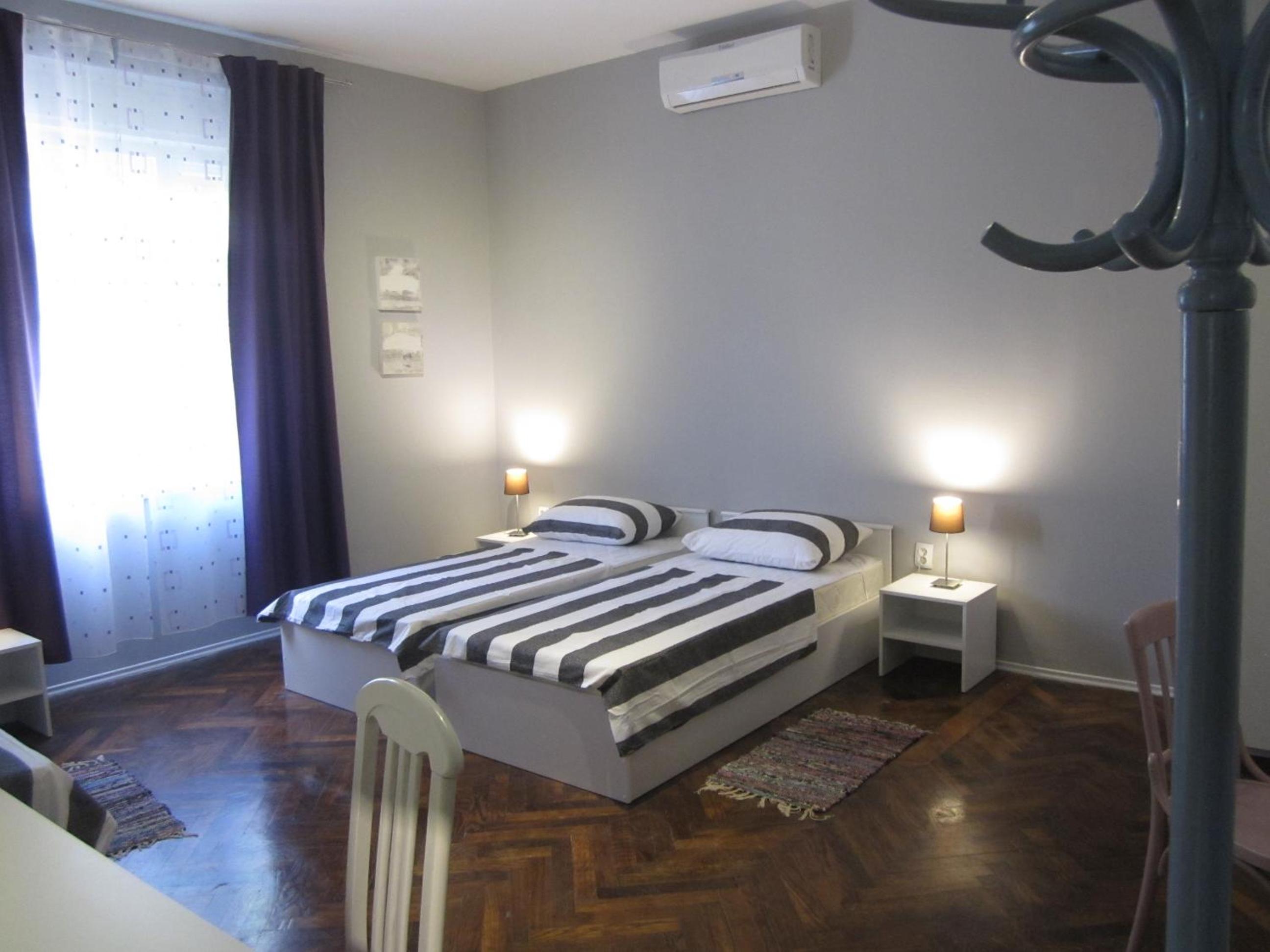 Comfort Triple Room