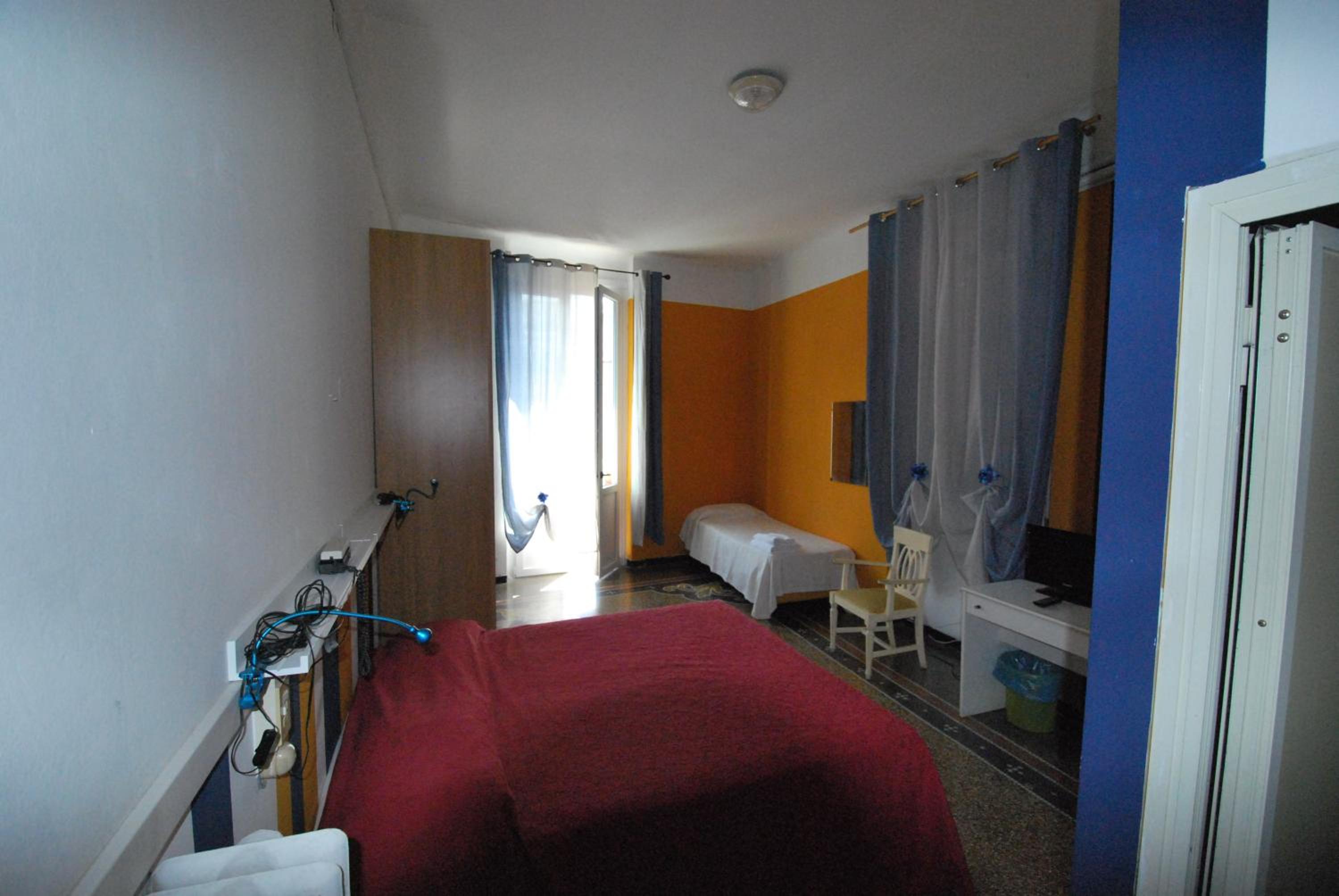 Triple Room with Partial Sea View