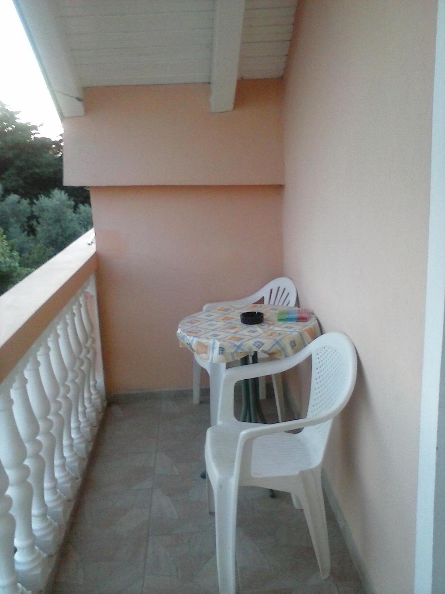 Studio with Balcony photo 3