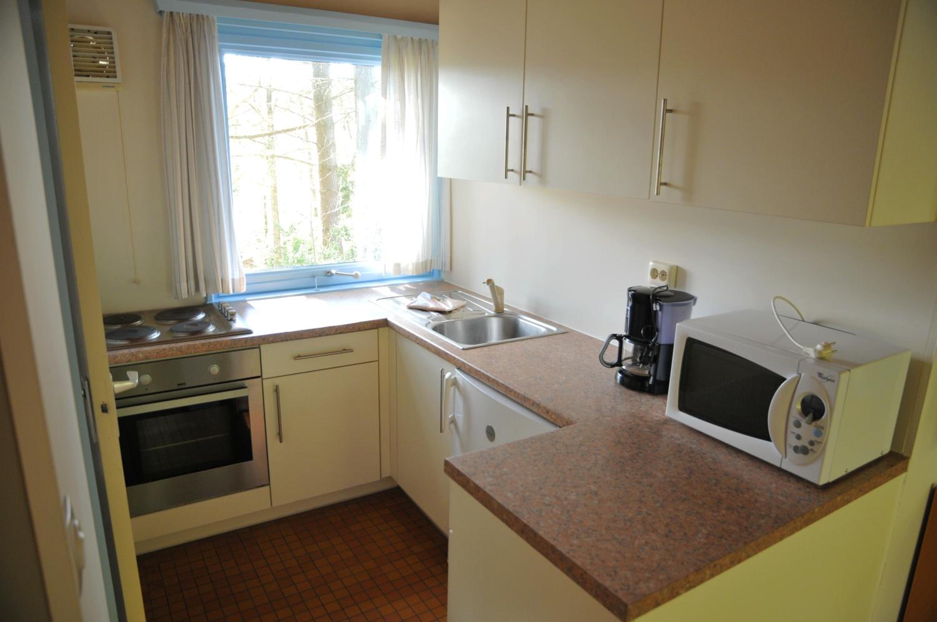 One-Bedroom Bungalow photo 1
