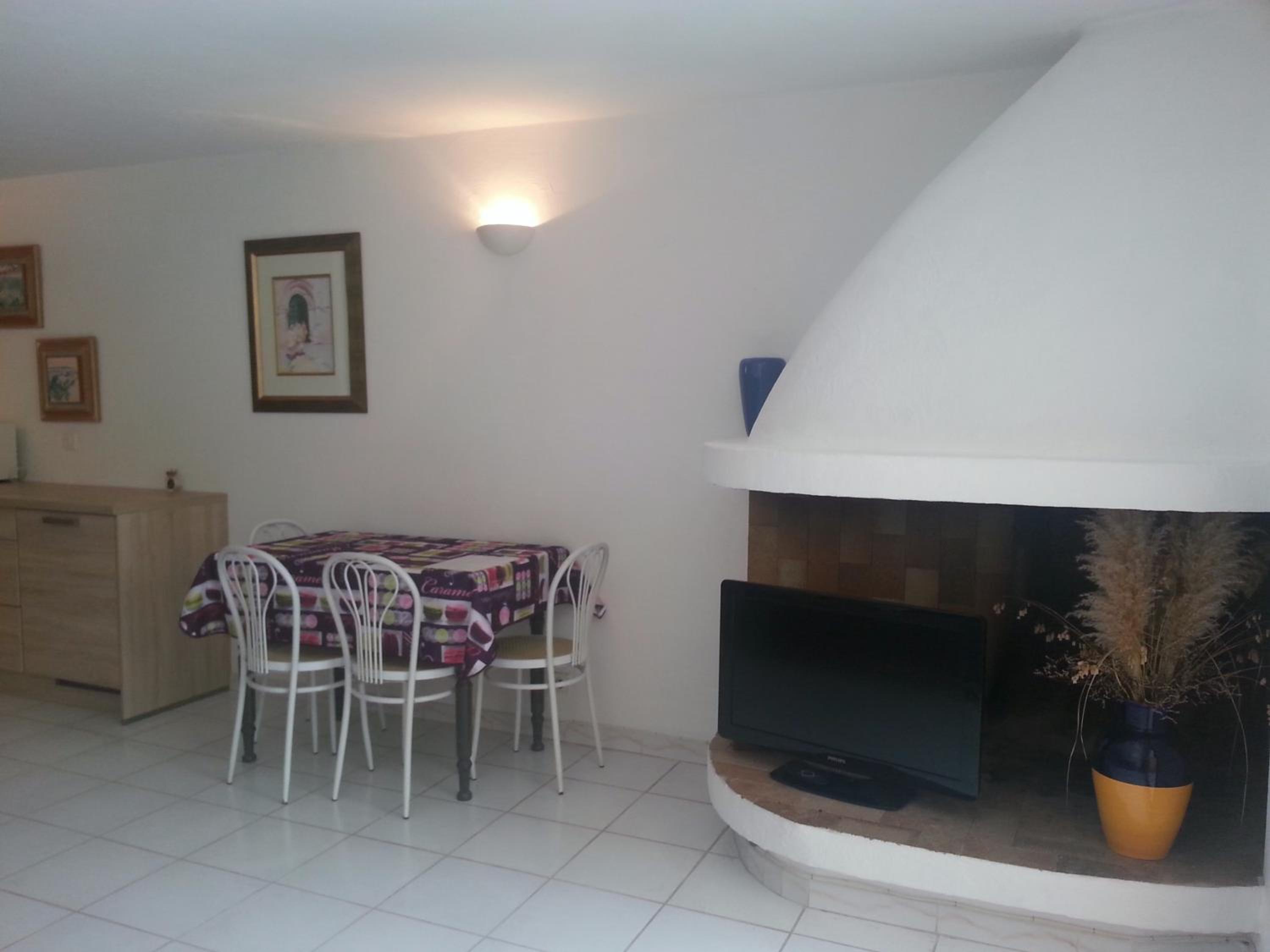Classic One Bedroom Villa photo 3