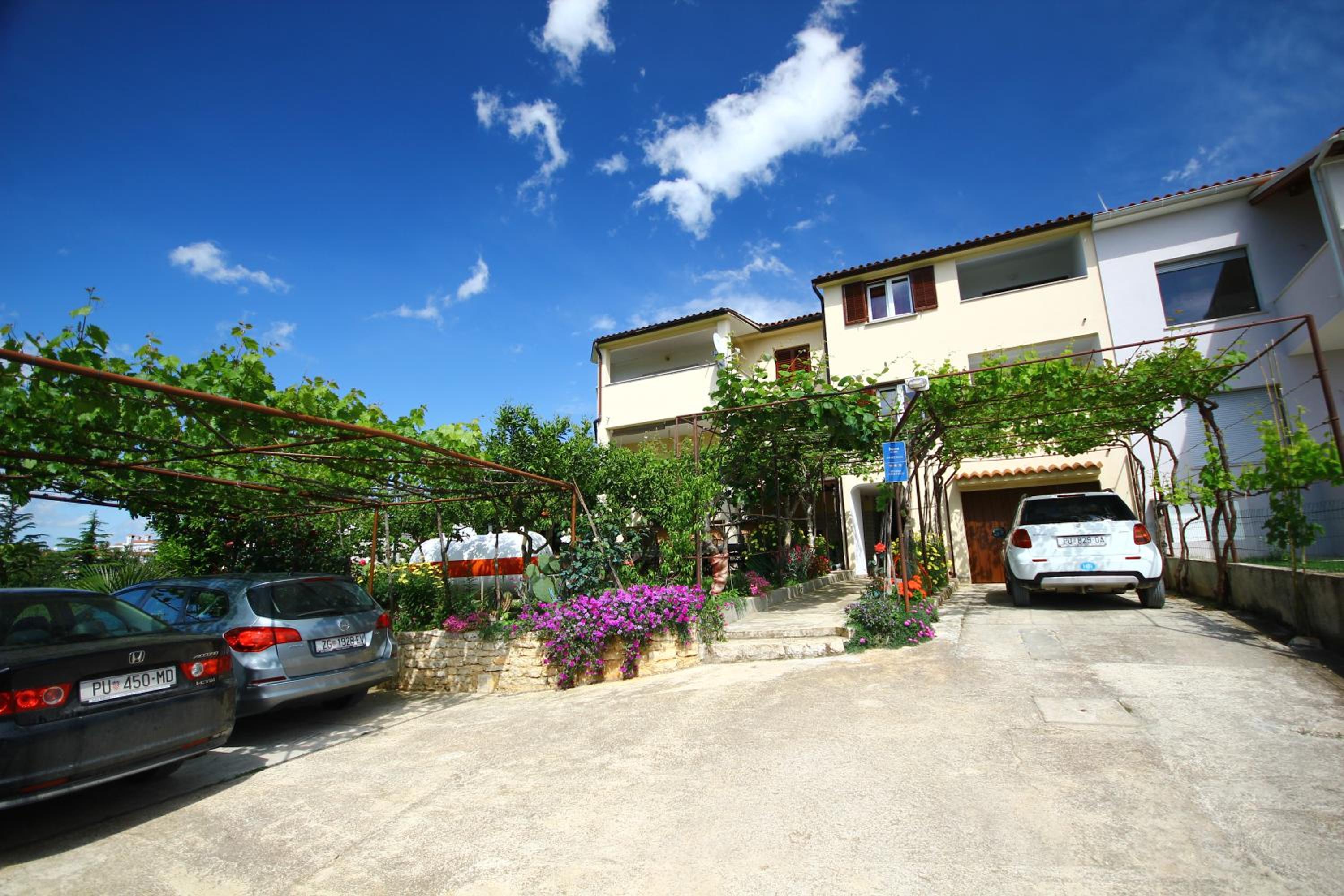 Apartment with Sea View