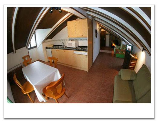 One-Bedroom Apartment (2 Adults) photo 2