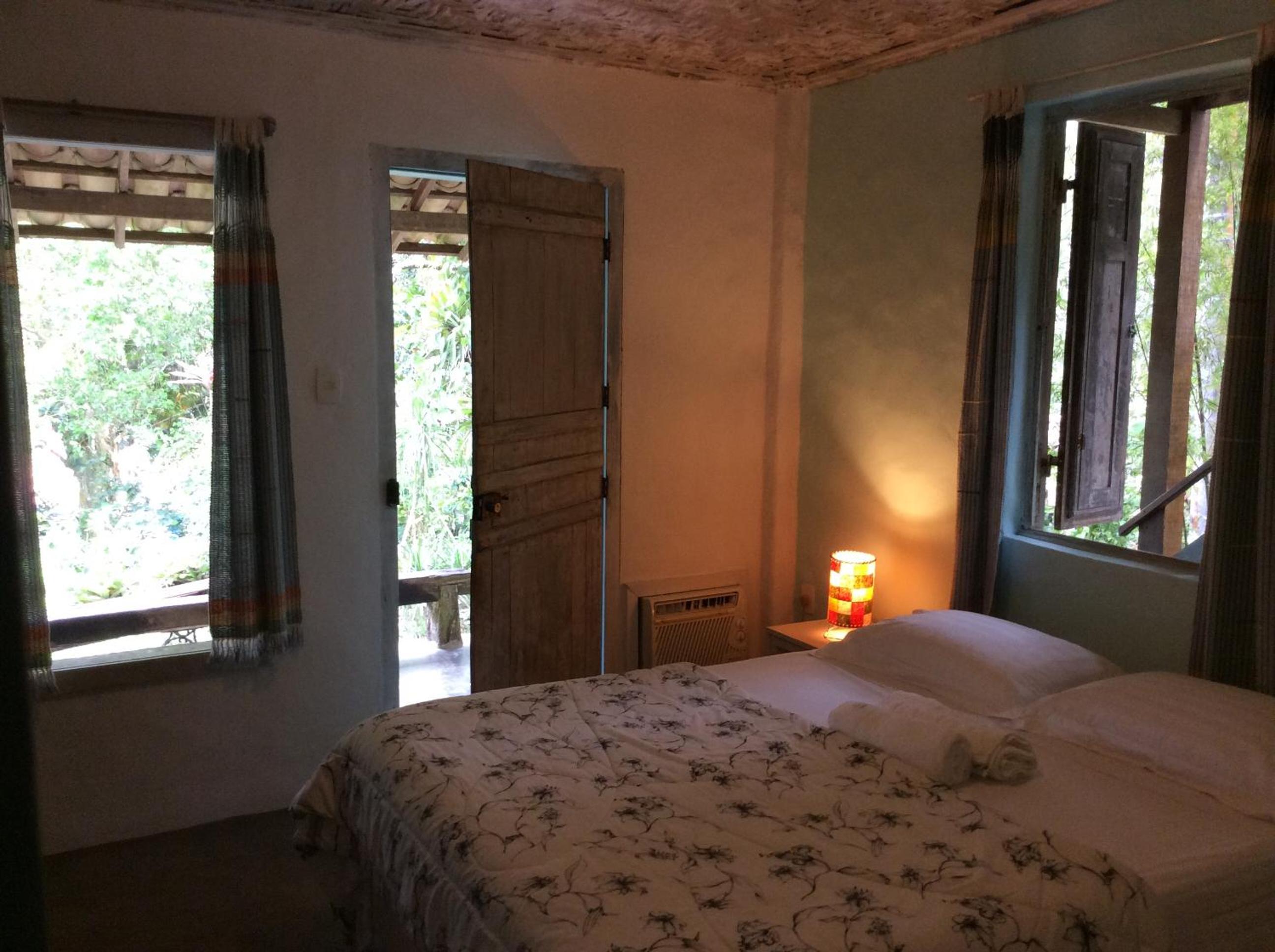 Deluxe Double Room with Bath photo 2