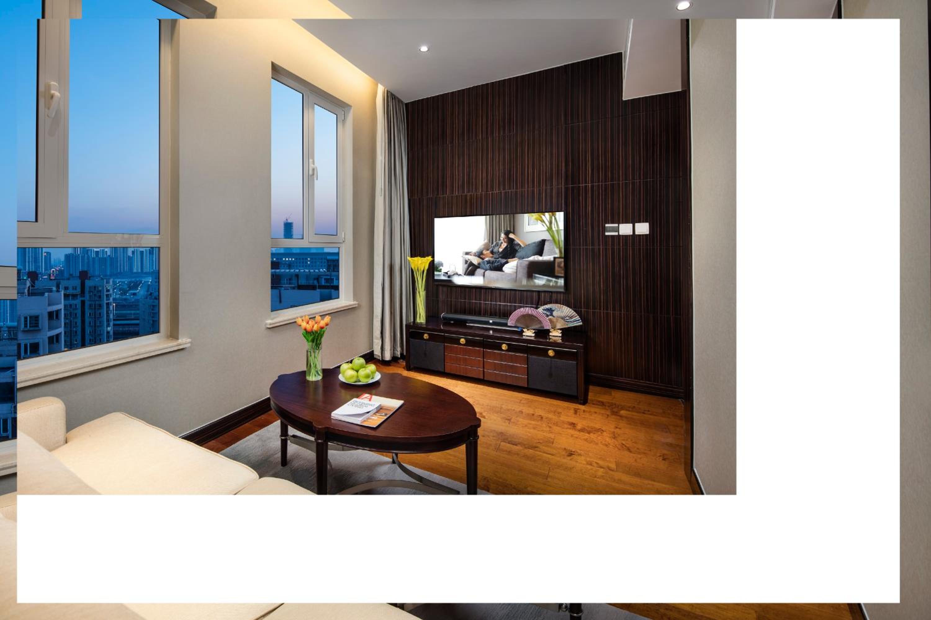 Two-Bedroom Premier with 2 breakfast photo 3