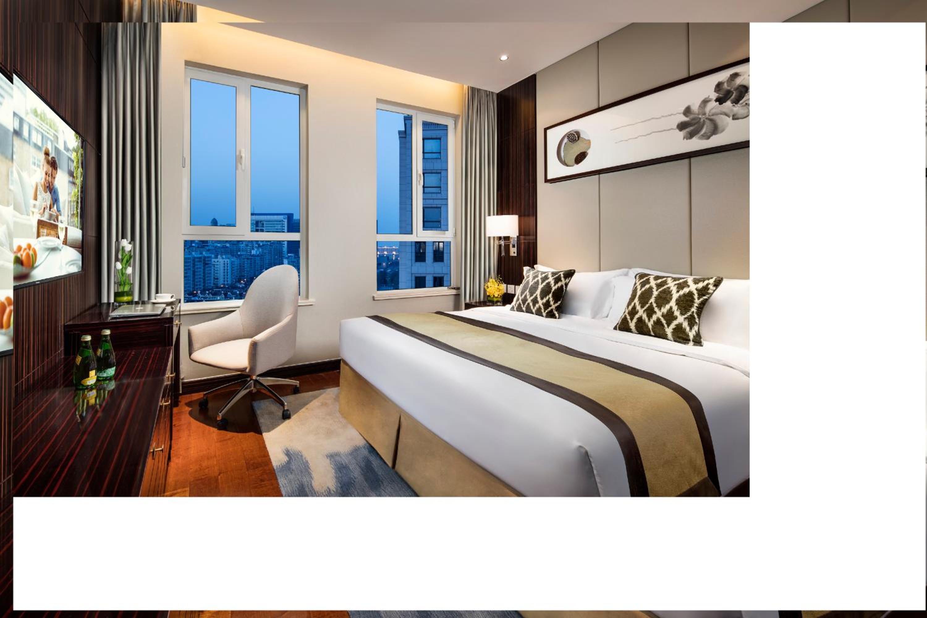 Two-Bedroom Deluxe with 2 breakfast