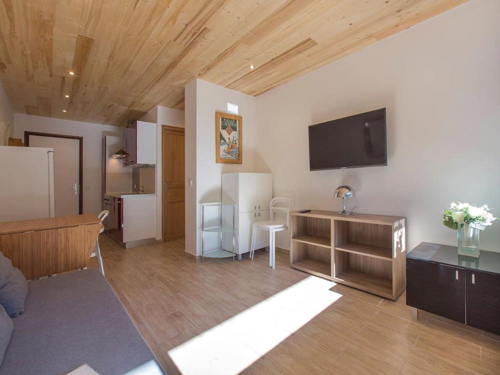 Appartement with Terrace and Mountain View - 5  photo 3