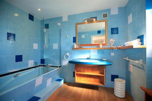 Superior Double or Twin Room photo 2