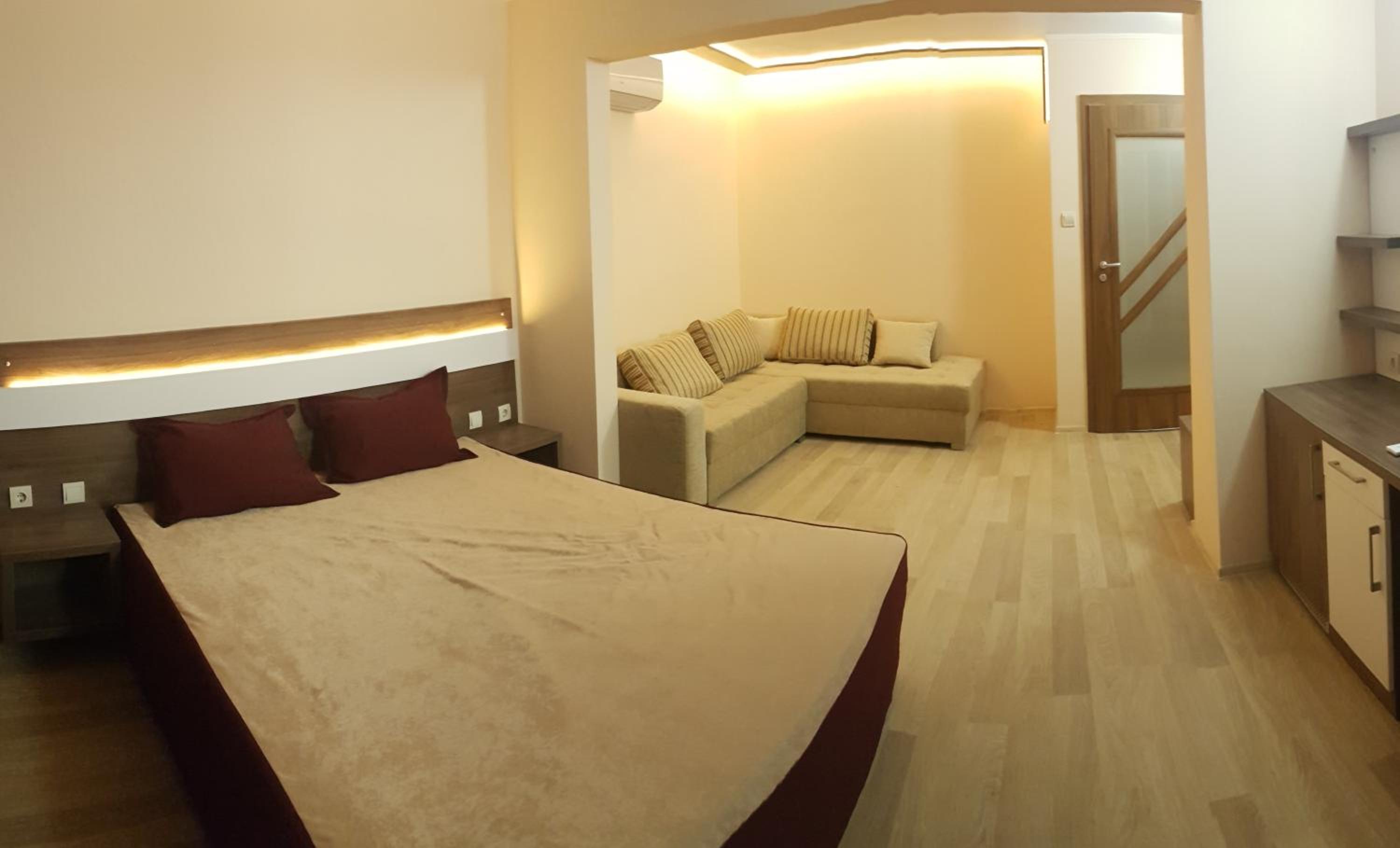 Large Double Room