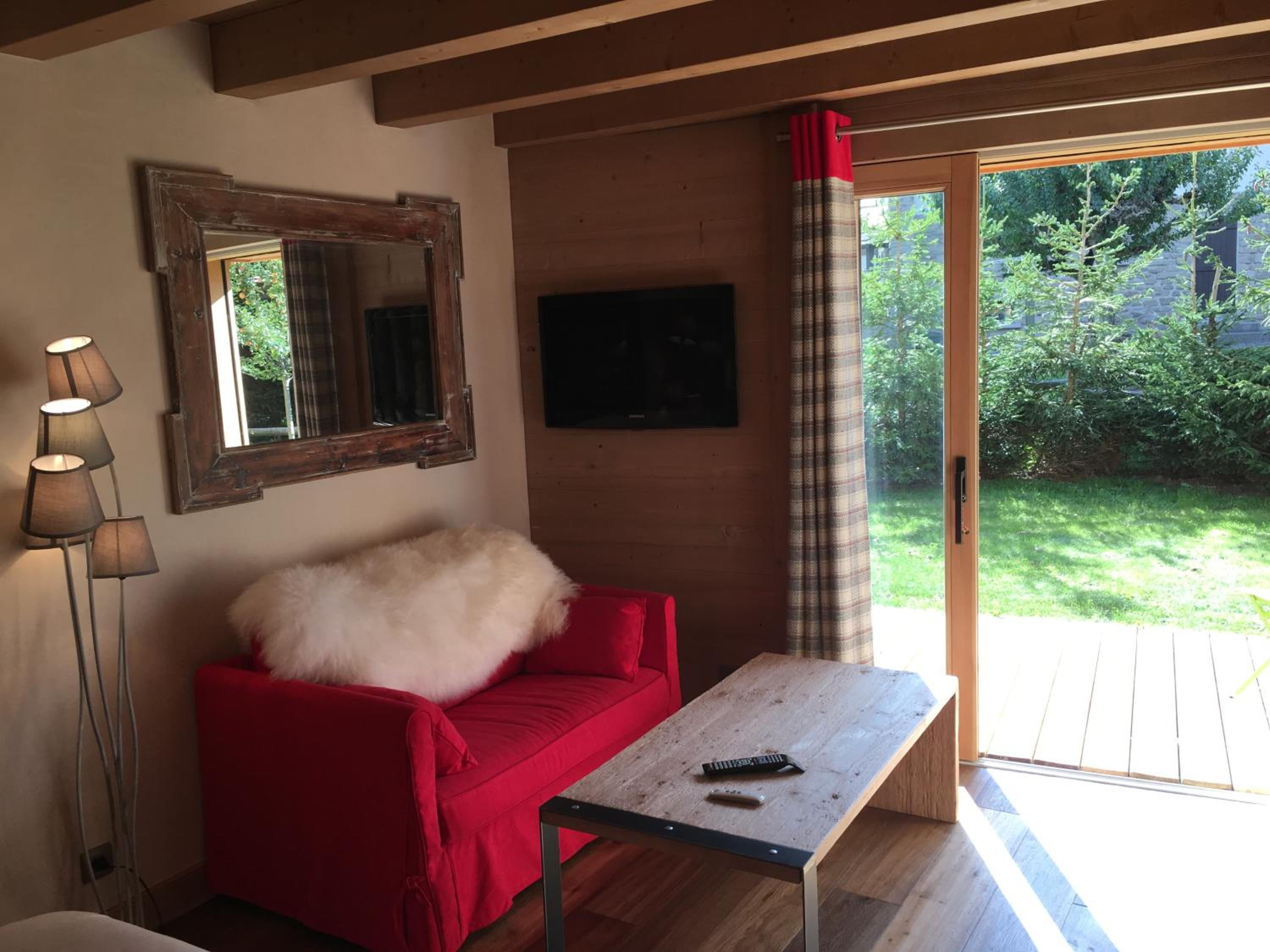 Deluxe Double or Twin Room with Garden View