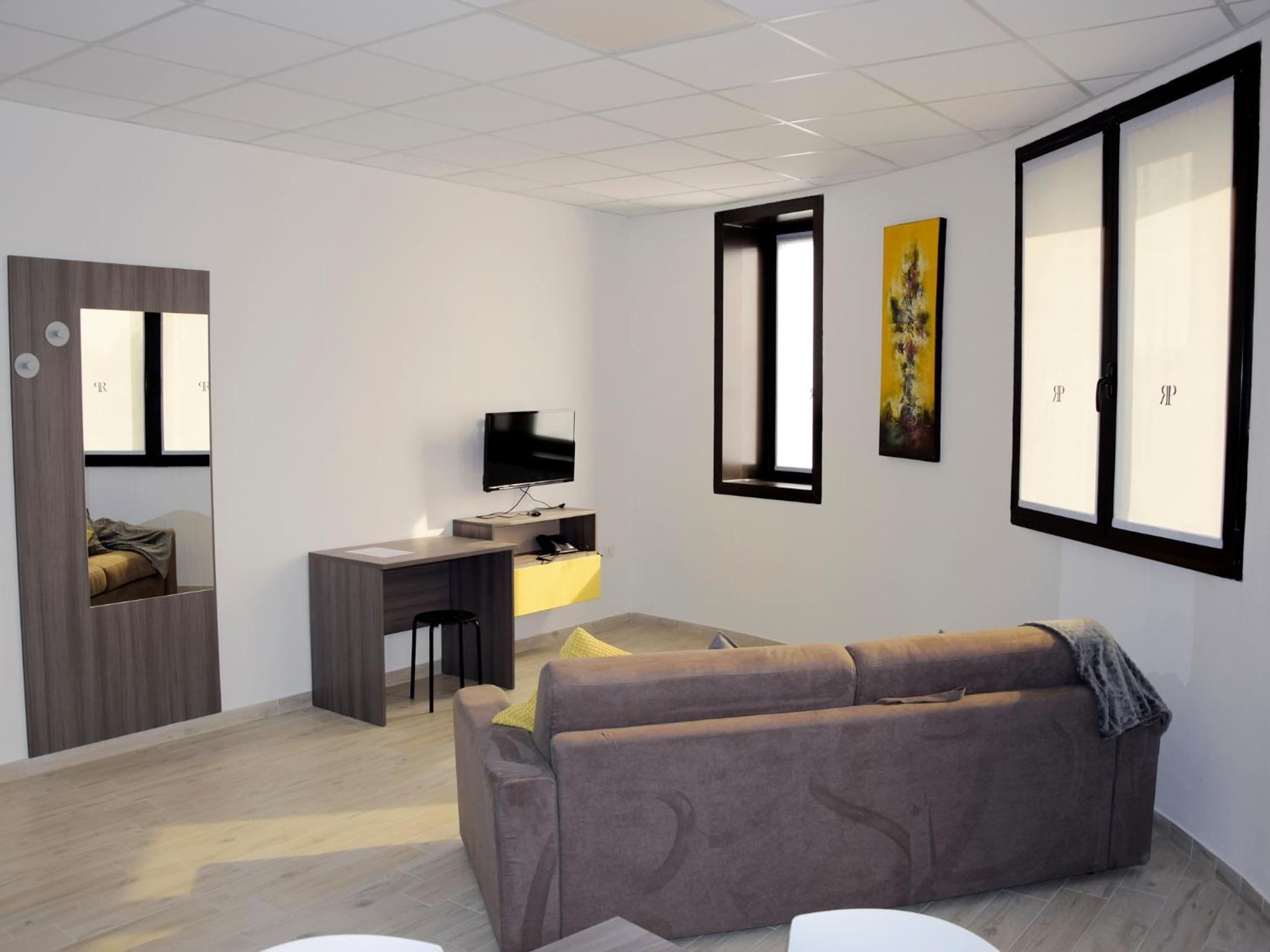 Superior One-Bedroom Apartment photo 3