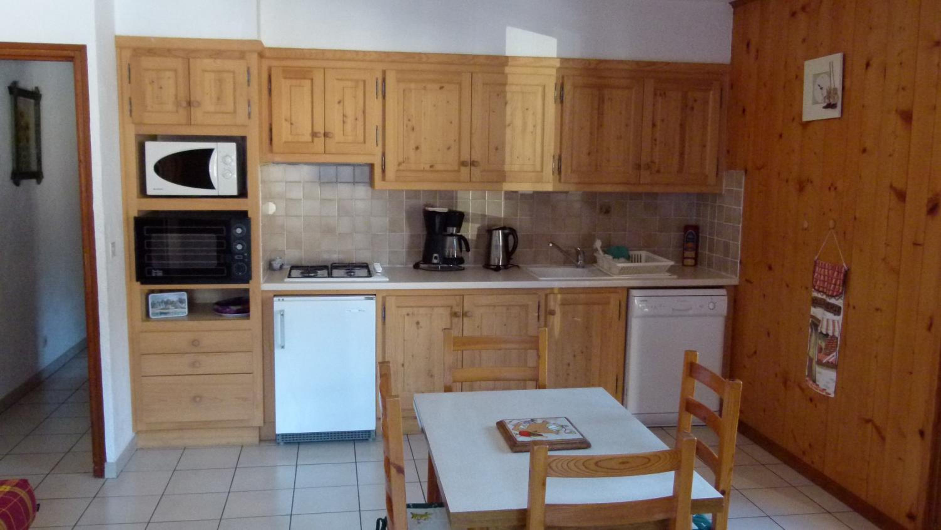 Apartment with Mountain View photo 3