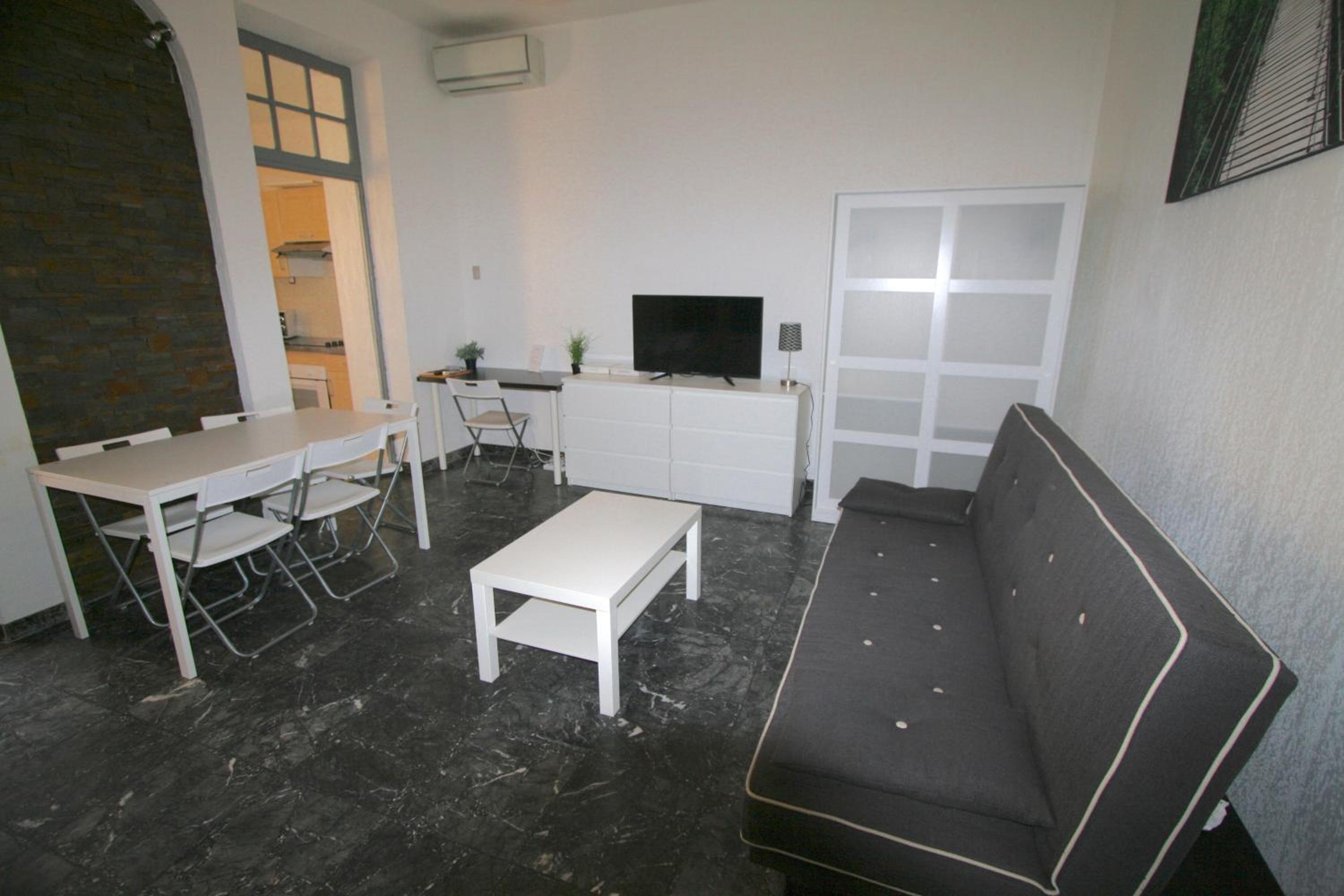 Apartment - Ground Floor photo 3