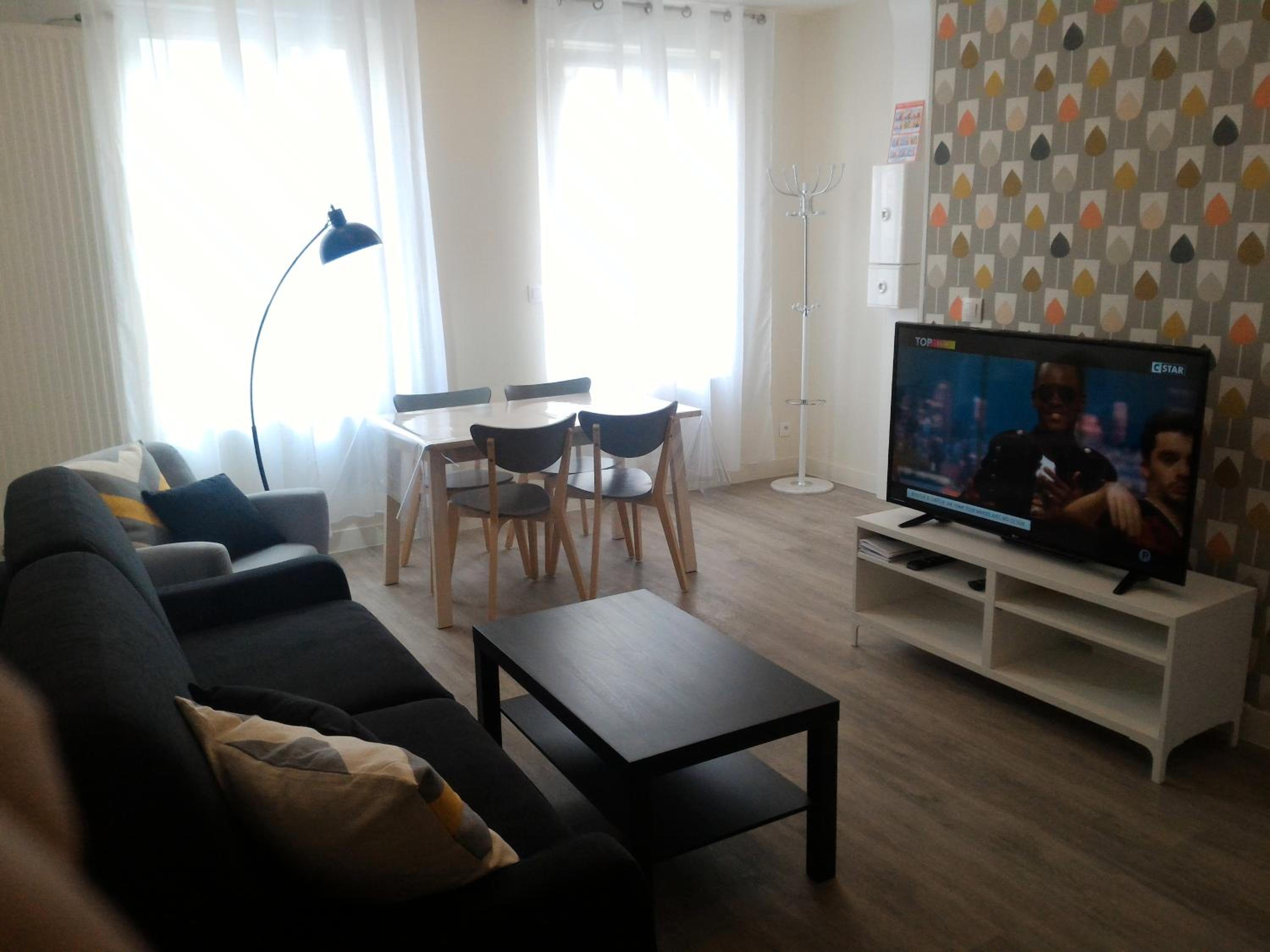 One-Bedroom Apartment 201