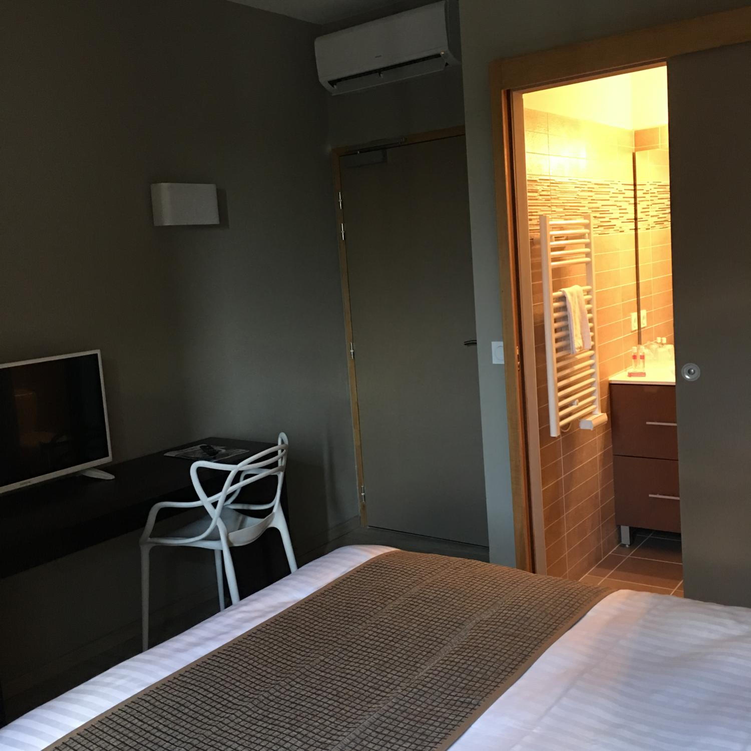 Standard Room - Photo 3