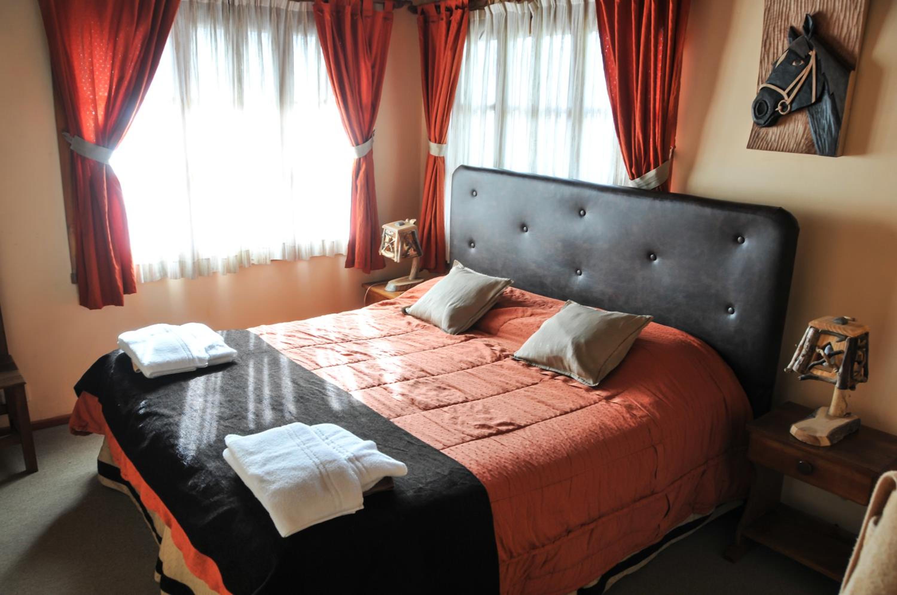 Three-Bedroom Bungalow photo 1