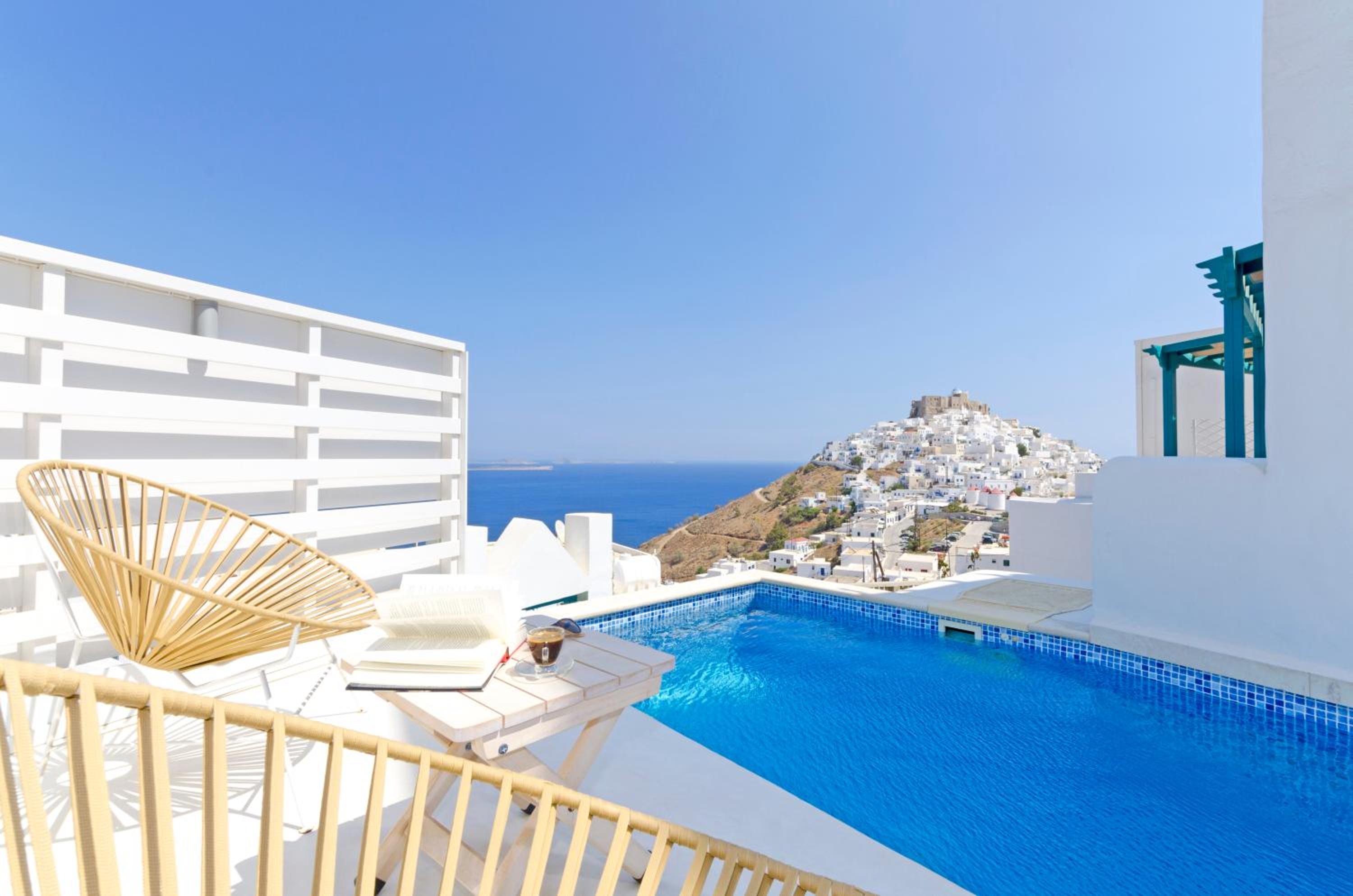 Junior Suite with Private Pool photo 2