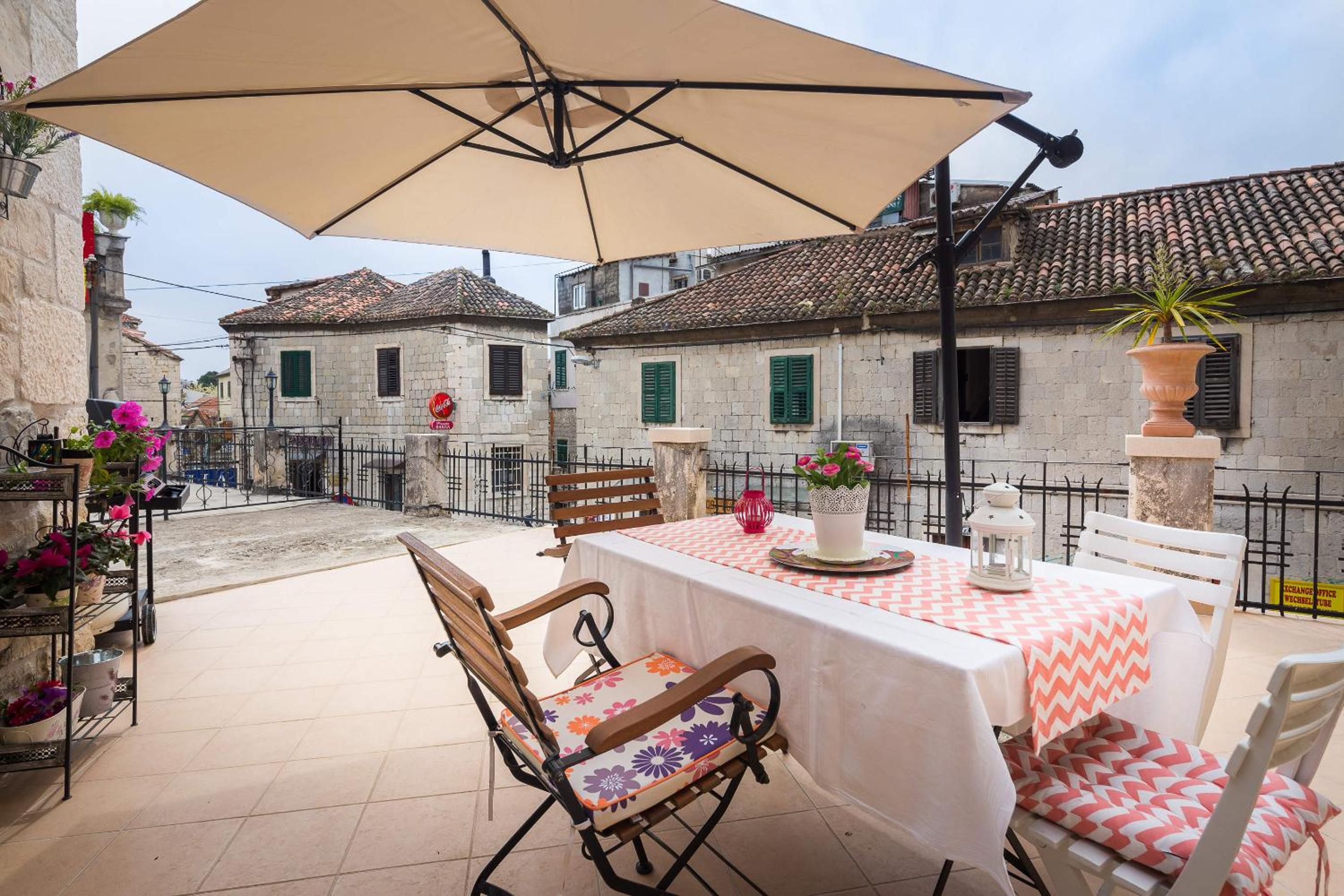Apartment with Terrace