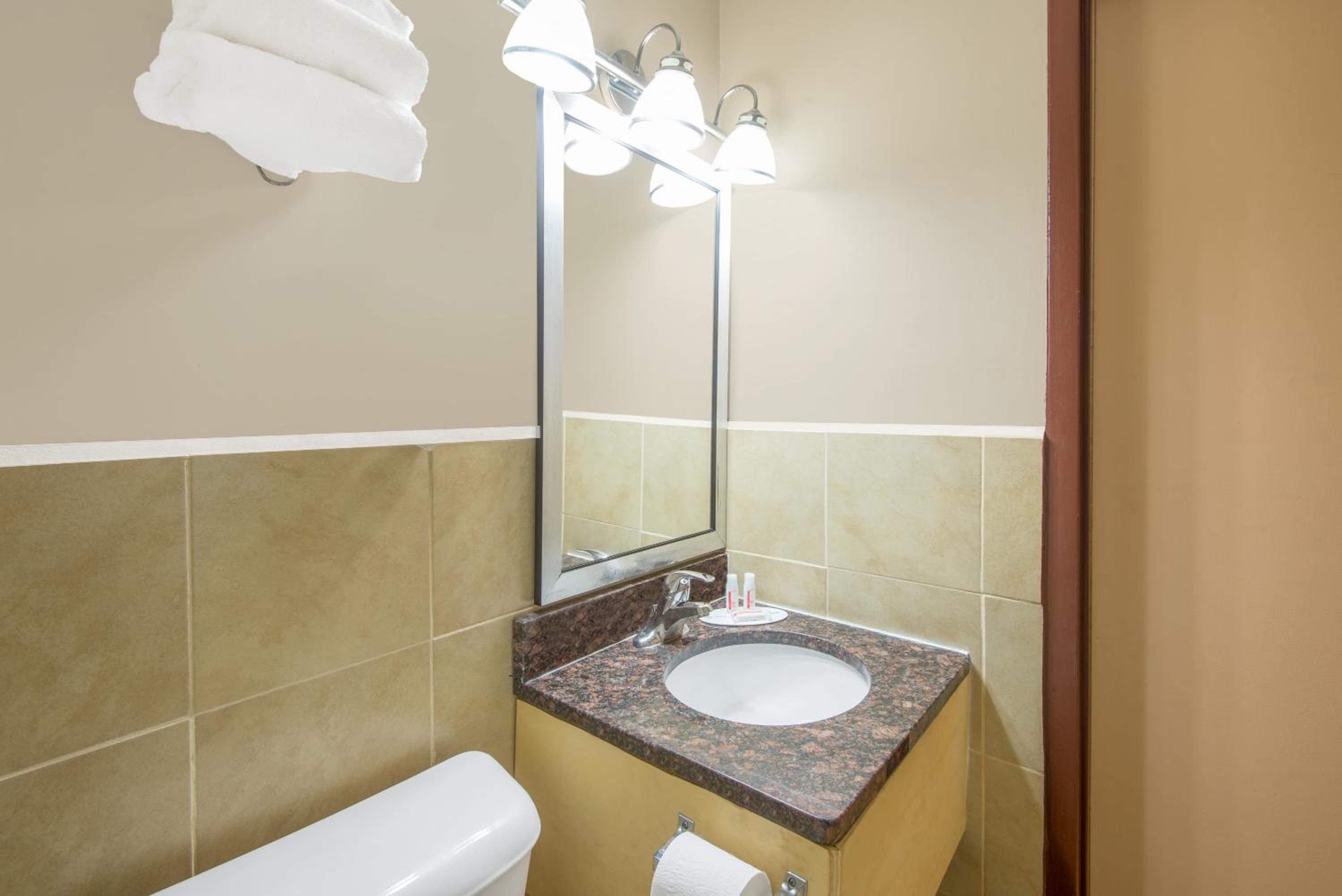 Deluxe Double Room with Two Double Beds - Non-Smoking