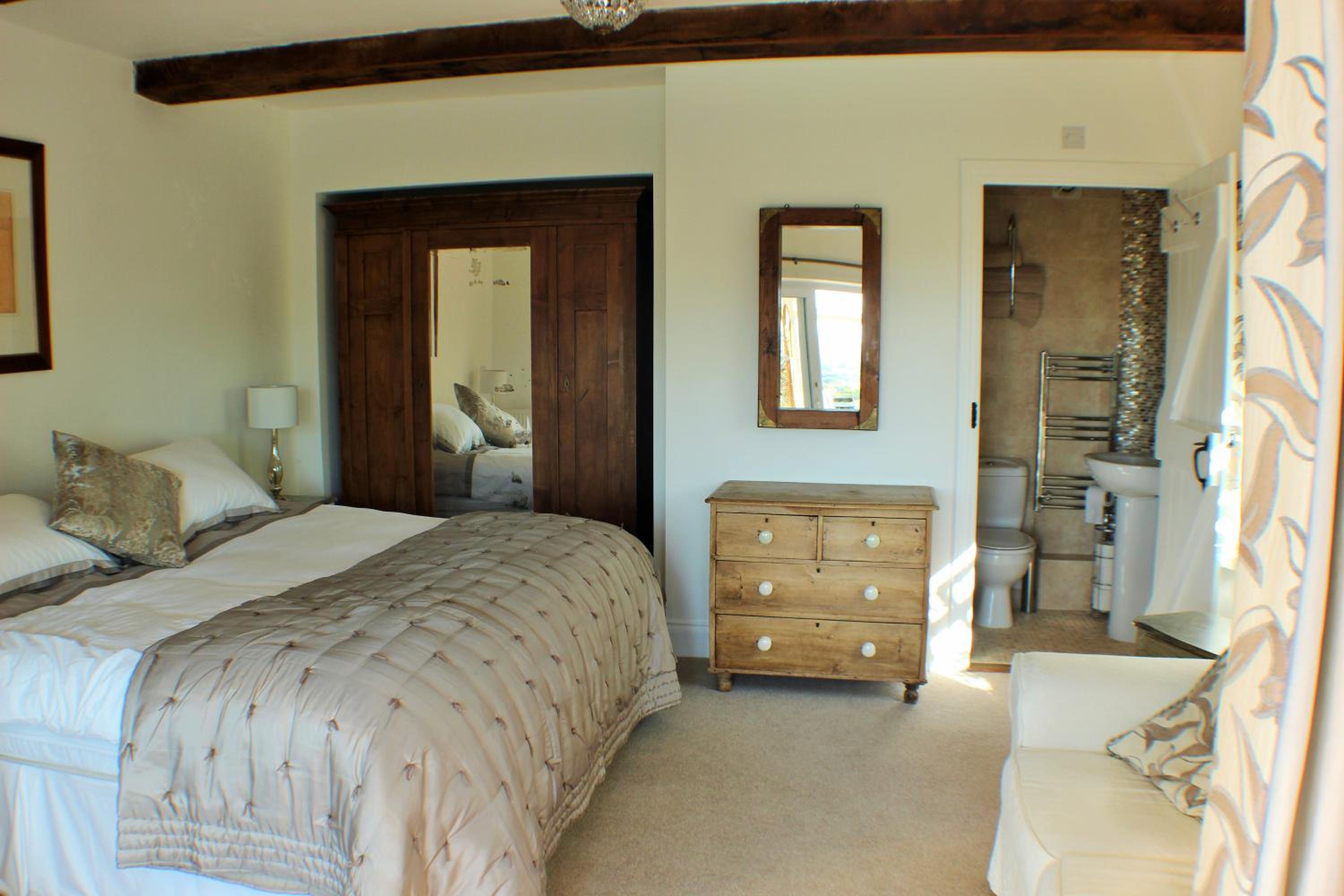 Deluxe Double or Twin Room with Garden View photo 3