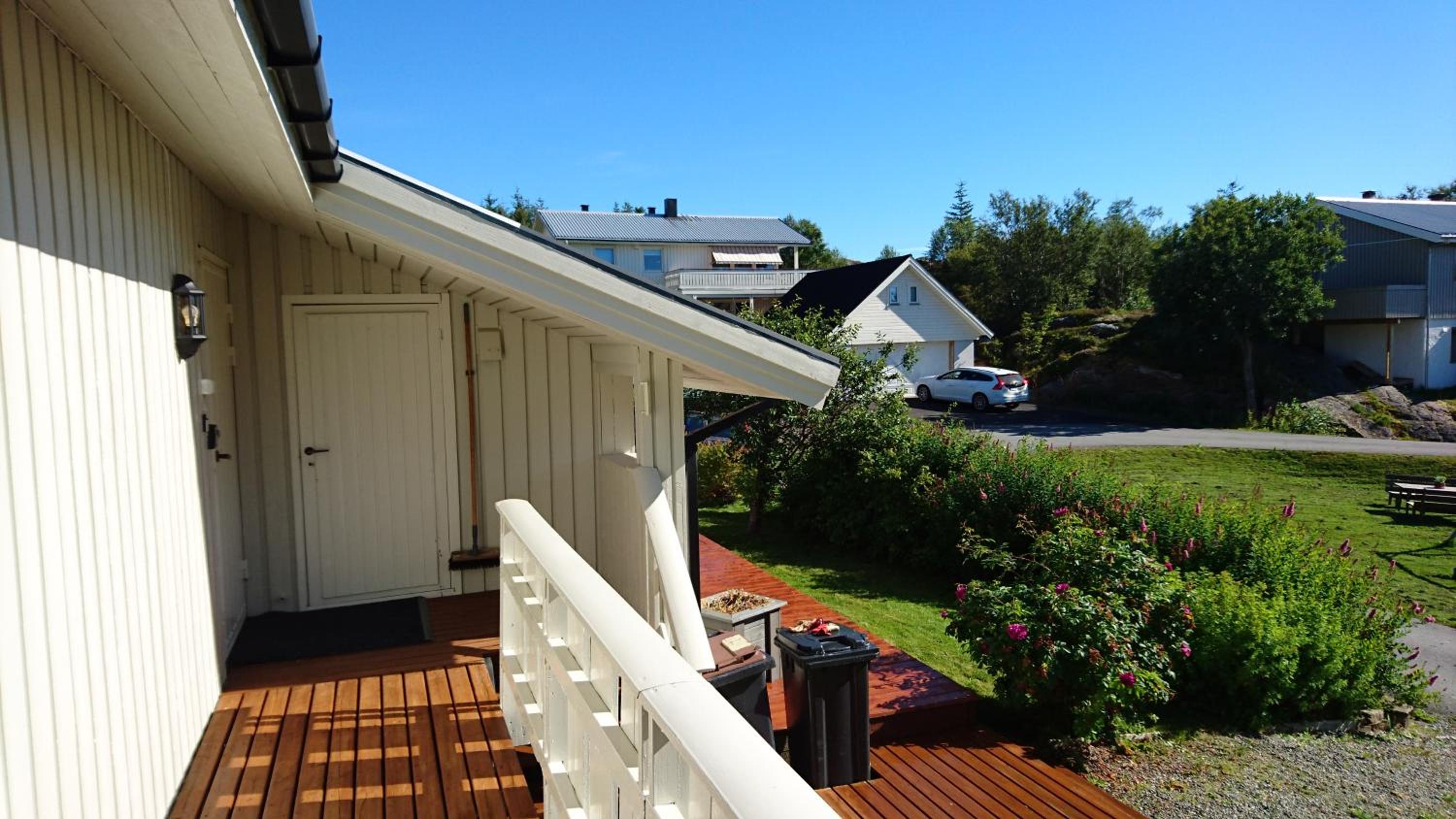 Three-Bedroom Villa photo 2