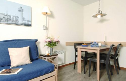 Prestige Studio (5 People)