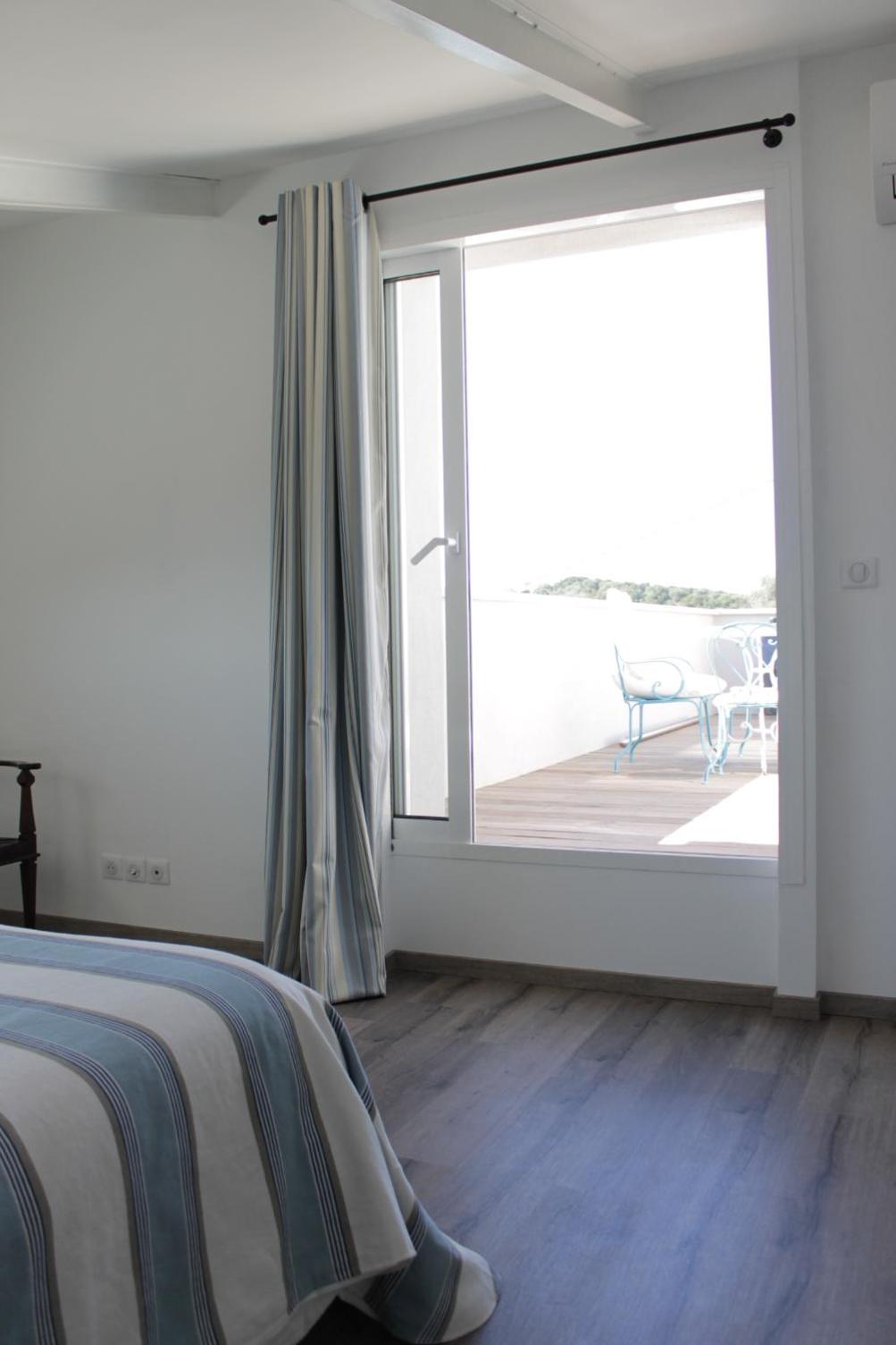 Apartment with Sea View photo 3