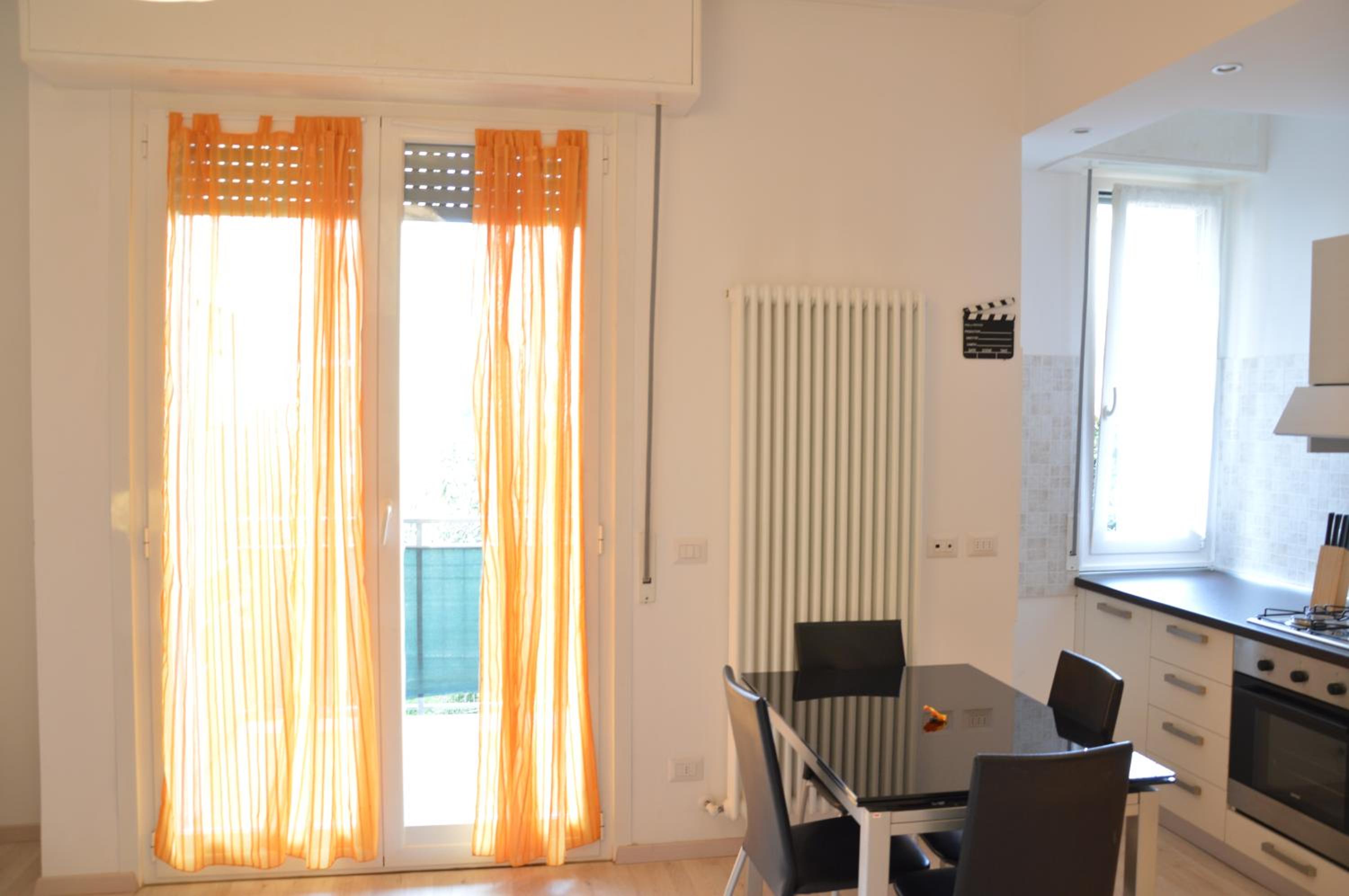 Studio Apartment photo 1