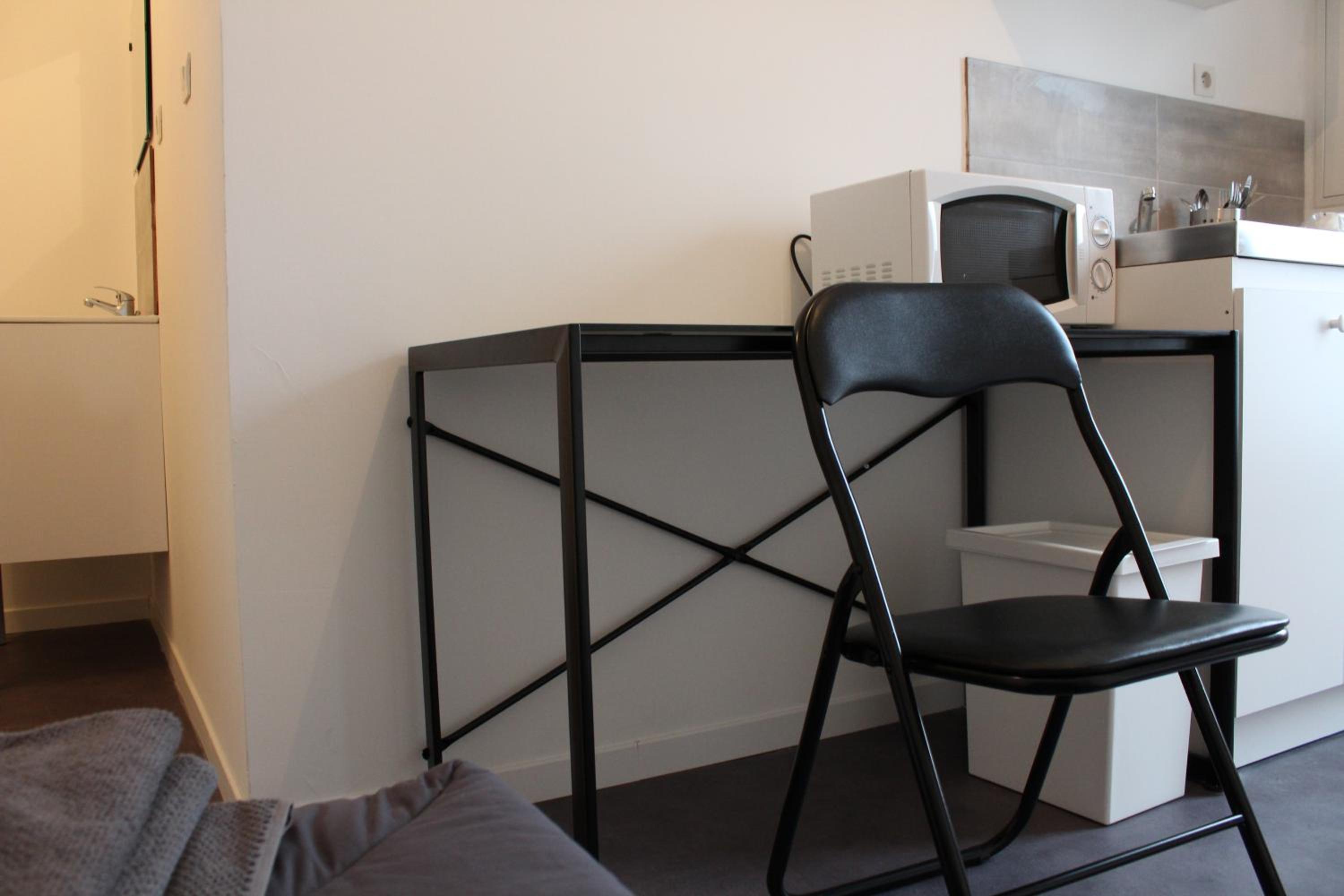 Apartment 3 - Ground Floor (no TV) photo 2