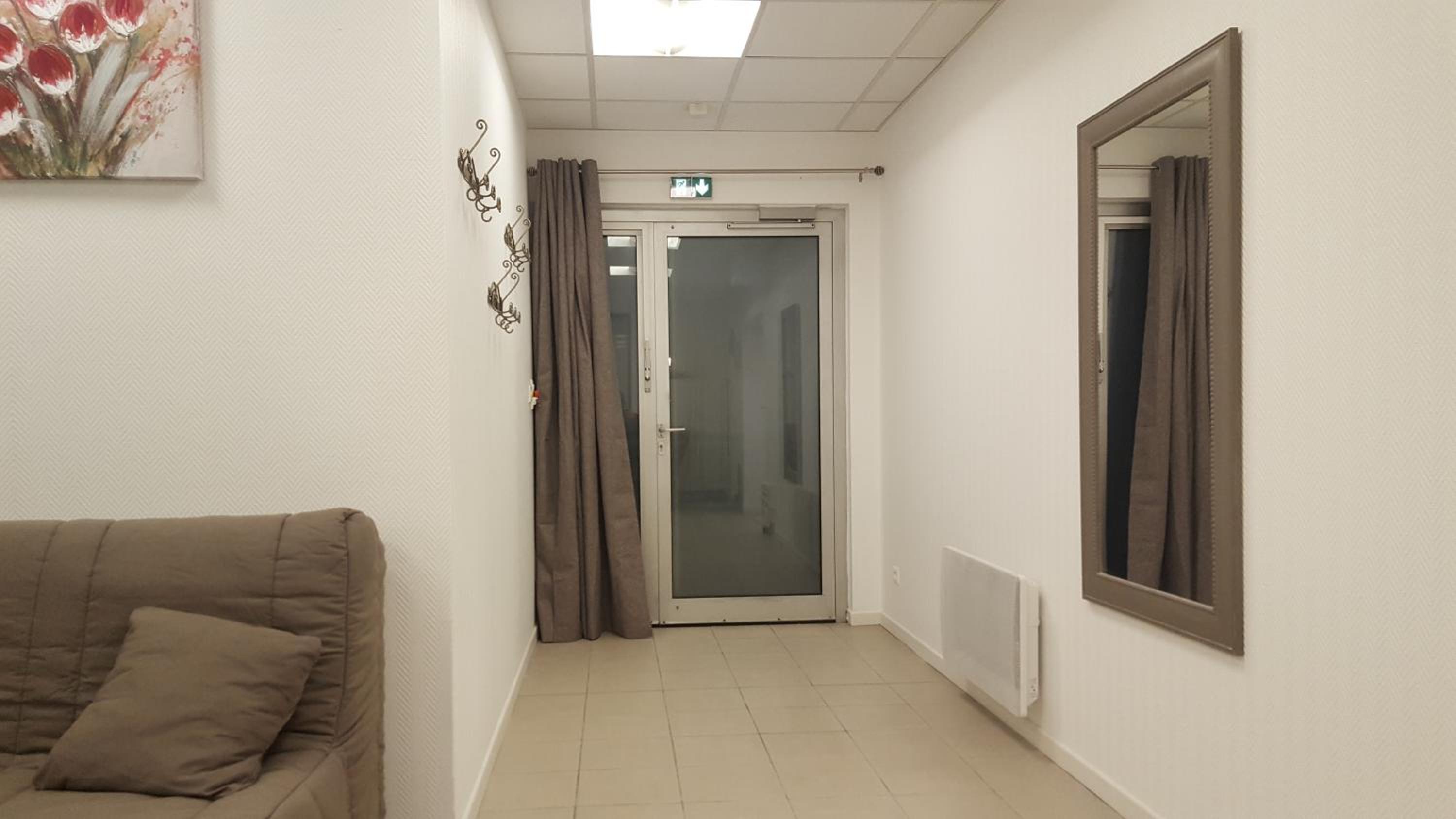 Apartment - Ground Floor - Photo 5