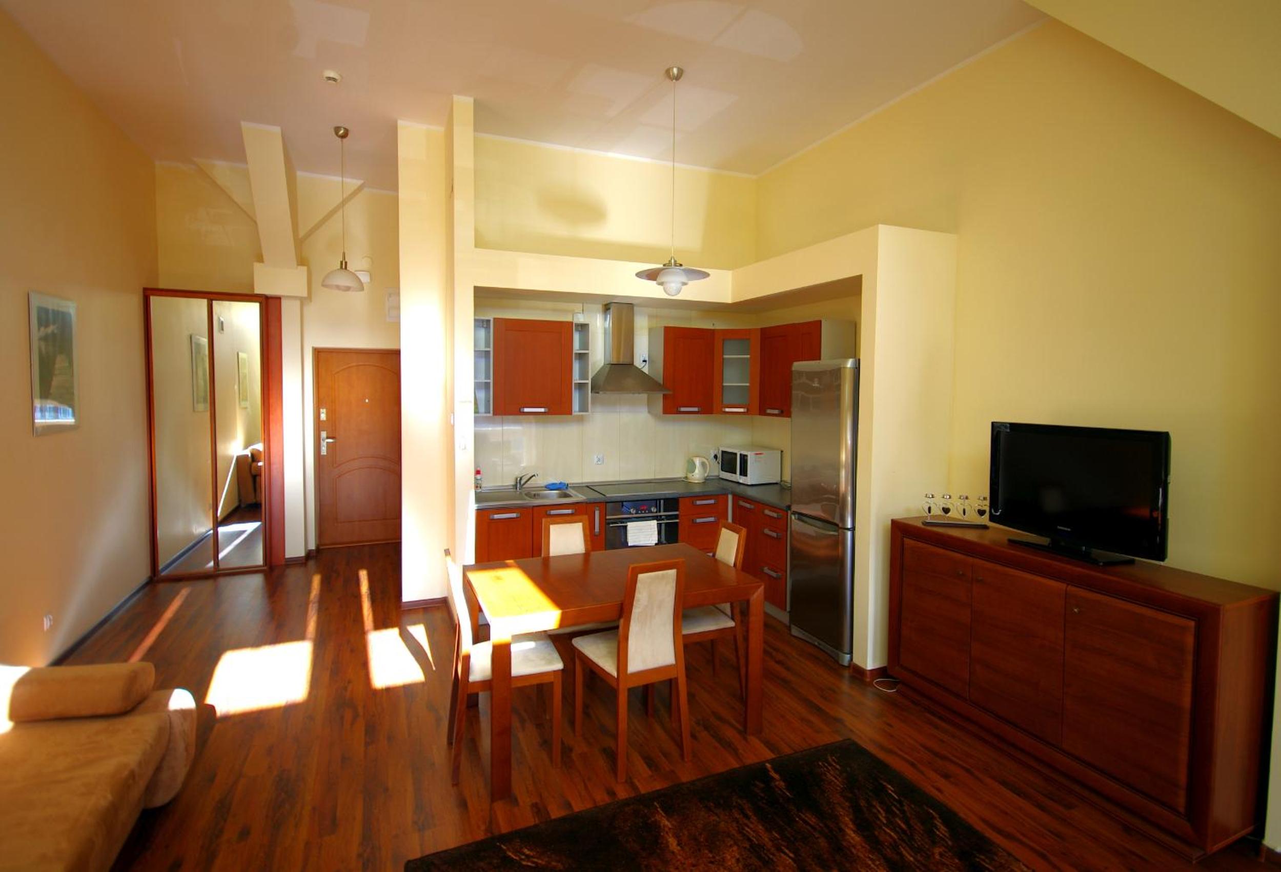 One-Bedroom Apartment