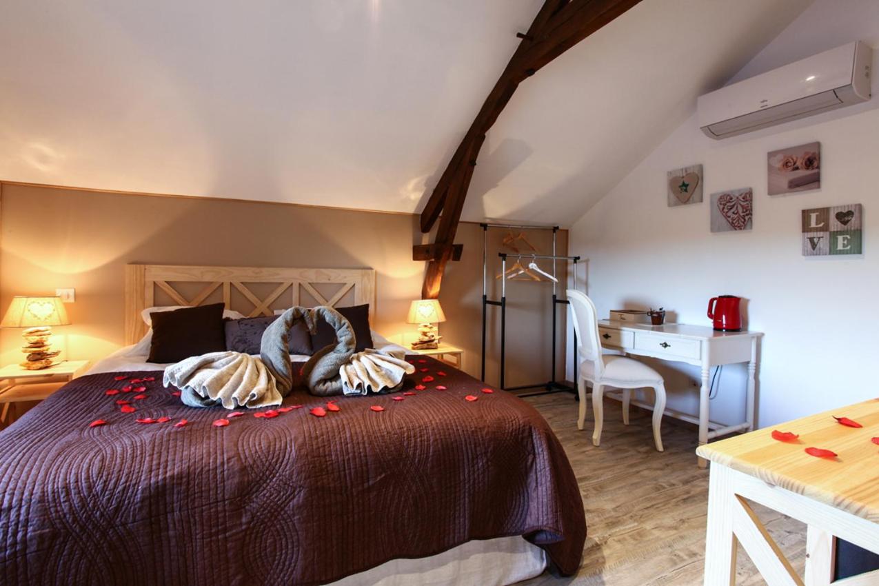 Double Room with Private Bathroom photo 2