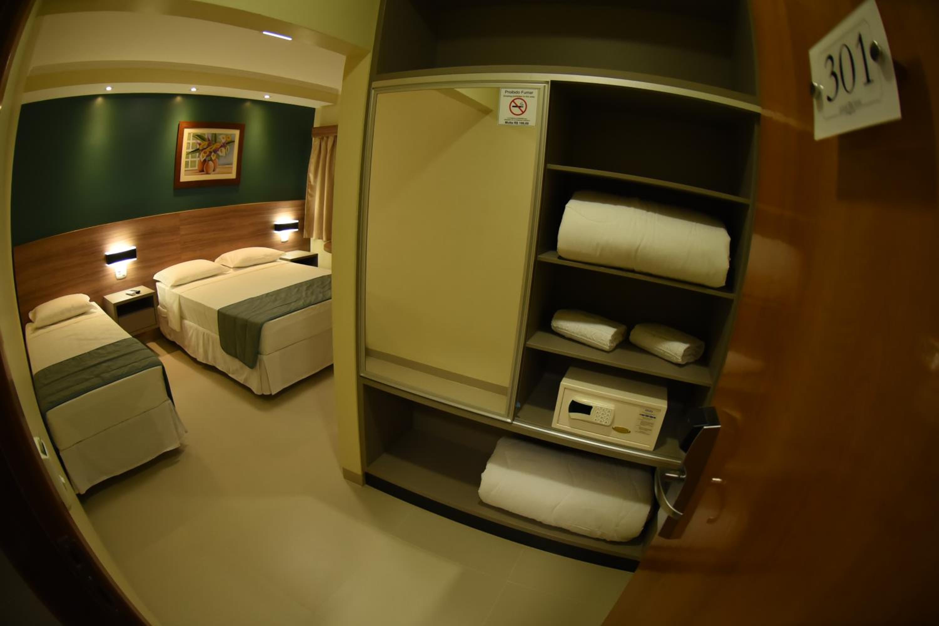 Luxury Triple Room