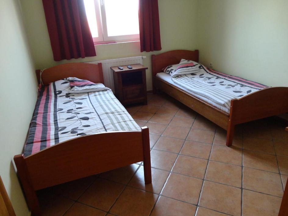 Budget Triple Room - Photo 12