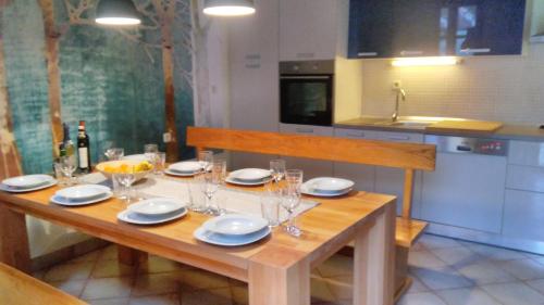Four-Bedroom House photo 1