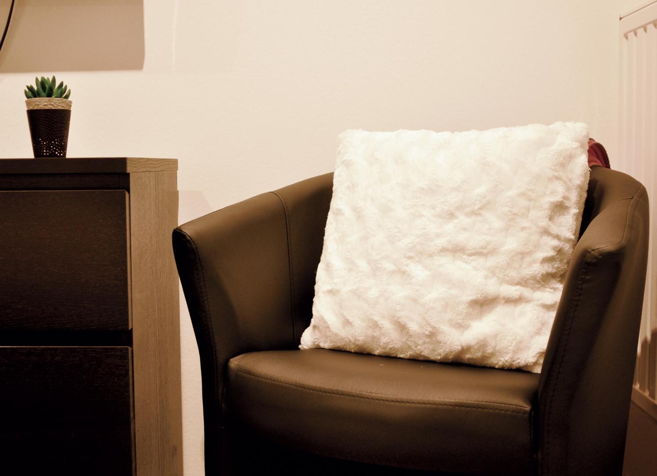 One-Bedroom Apartment - Photo 8