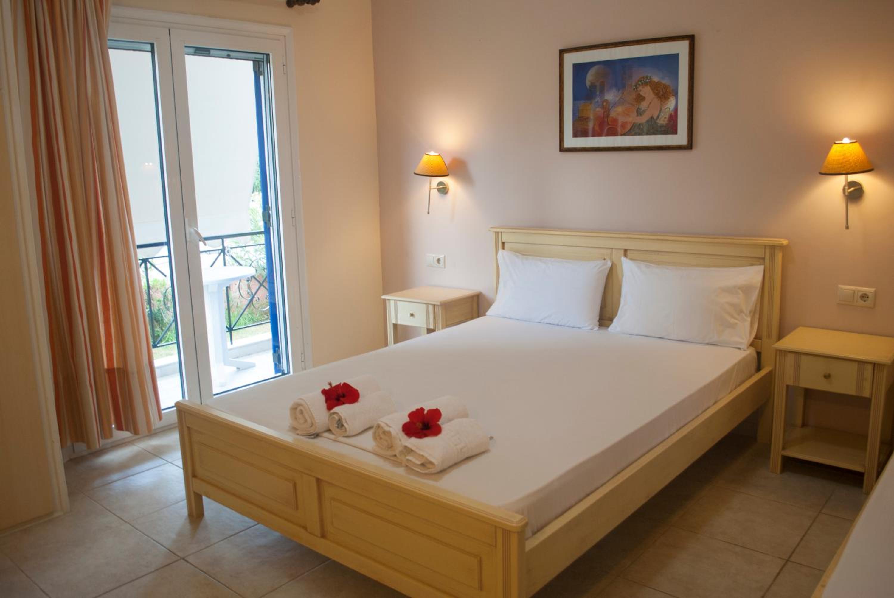 Deluxe Triple Room with Sea View