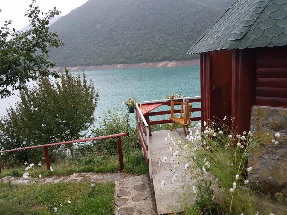 Family Bungalow photo 2