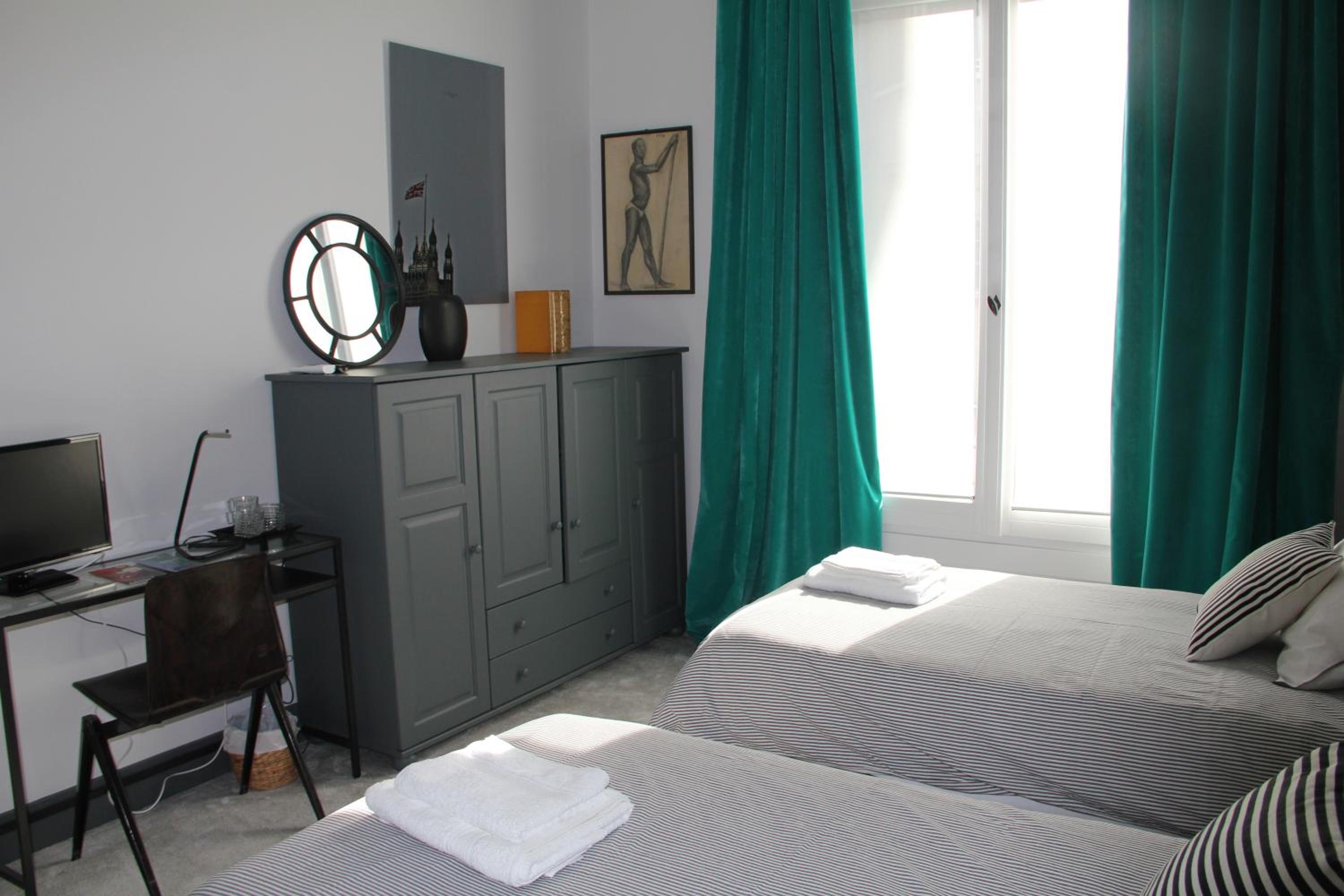 Standard Twin Room photo 3