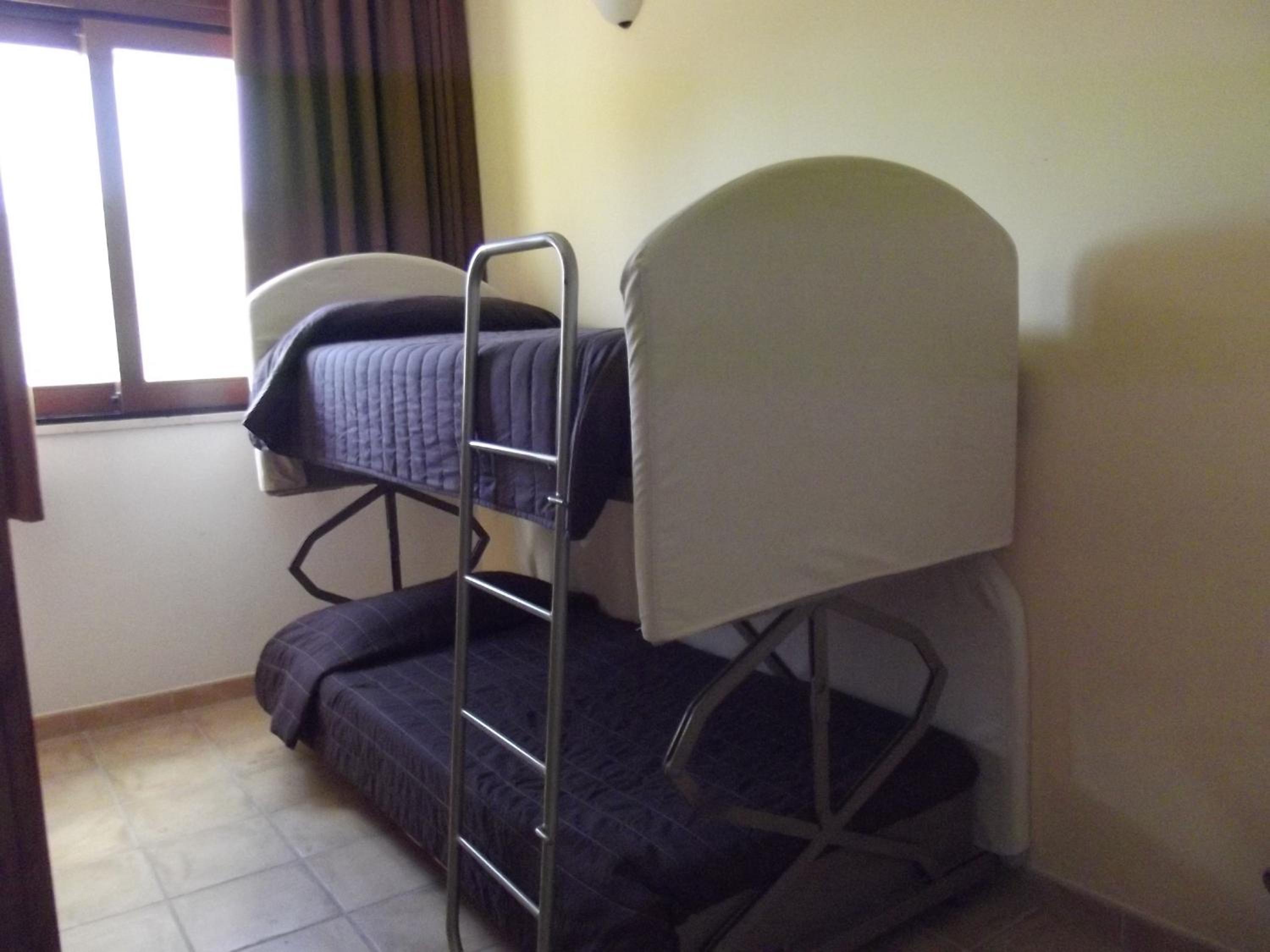 Quadruple Room - Photo 5