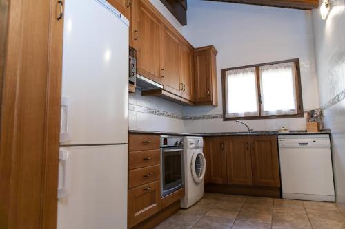 Apartment with Mountain View photo 1