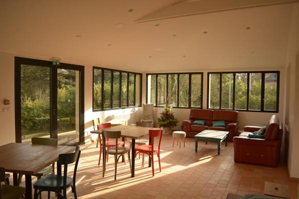 Quadruple Room with Private Bathroom - Photo 1
