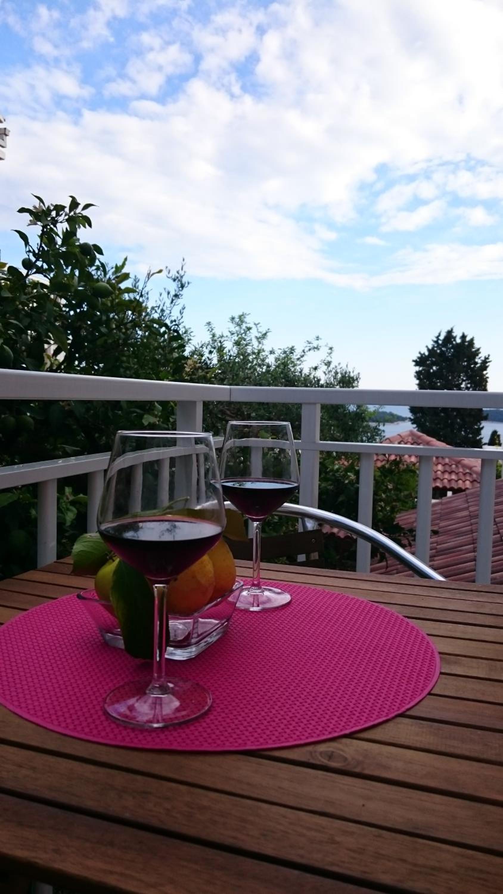 Studio Apartment with Sea View photo 3