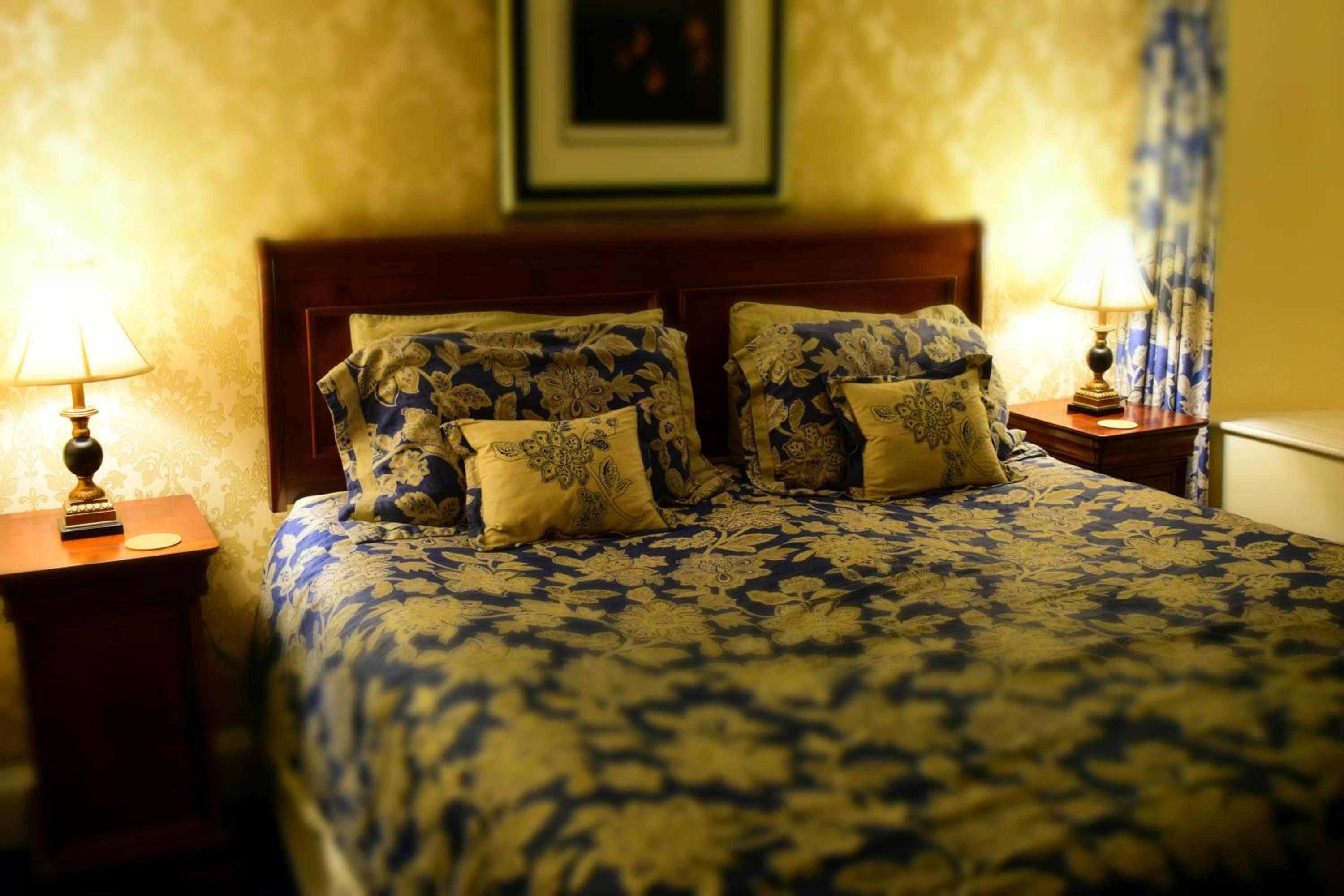 Super King Room with Garden View photo 2