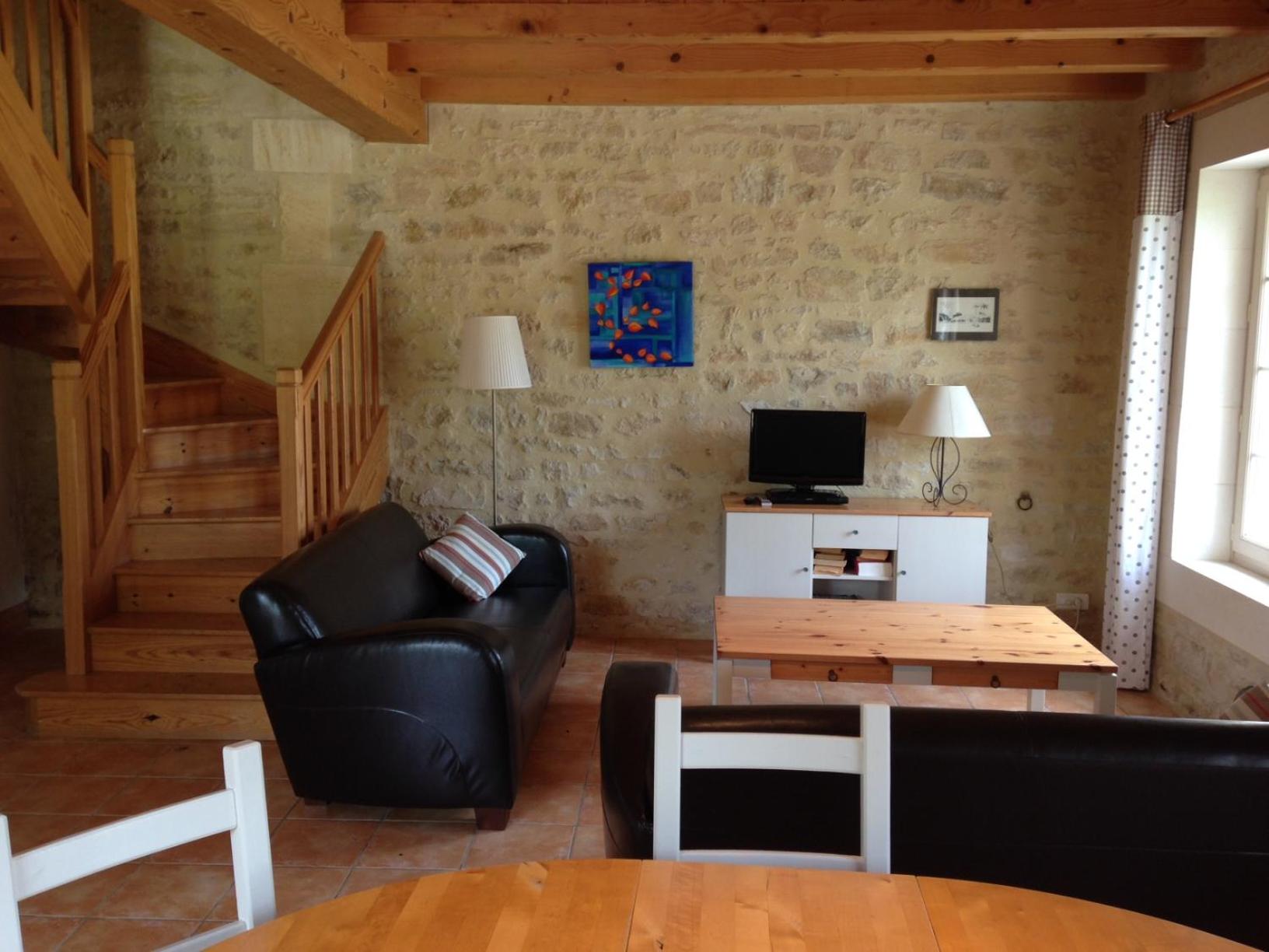 Two-Bedroom House photo 2